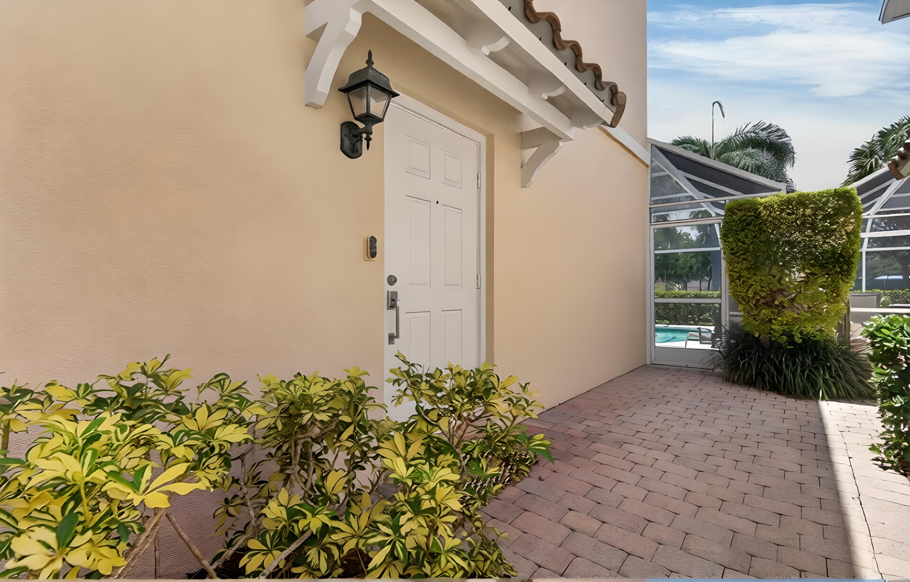 CATALINA LAKES - Residential