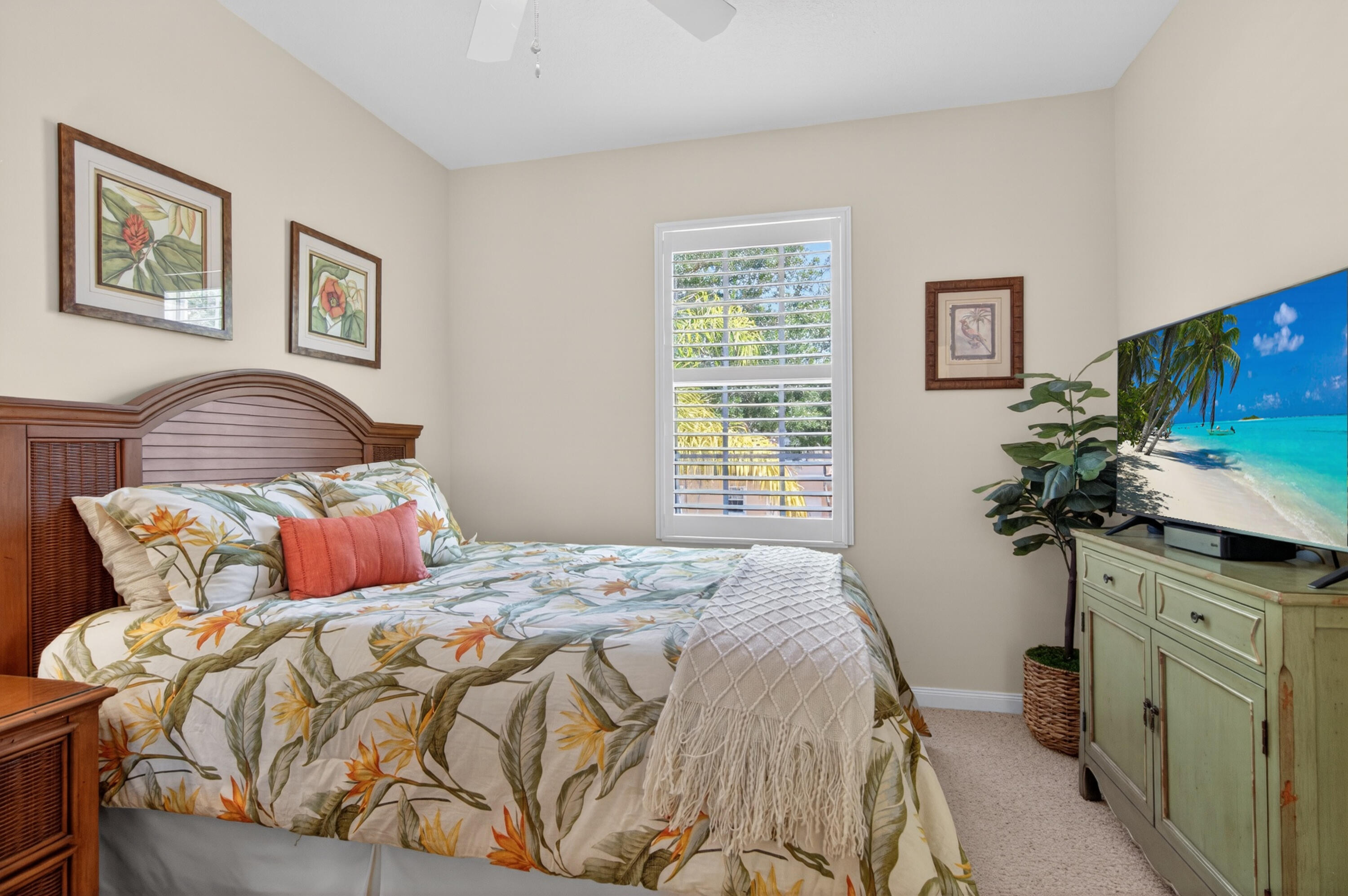 CATALINA LAKES - Residential