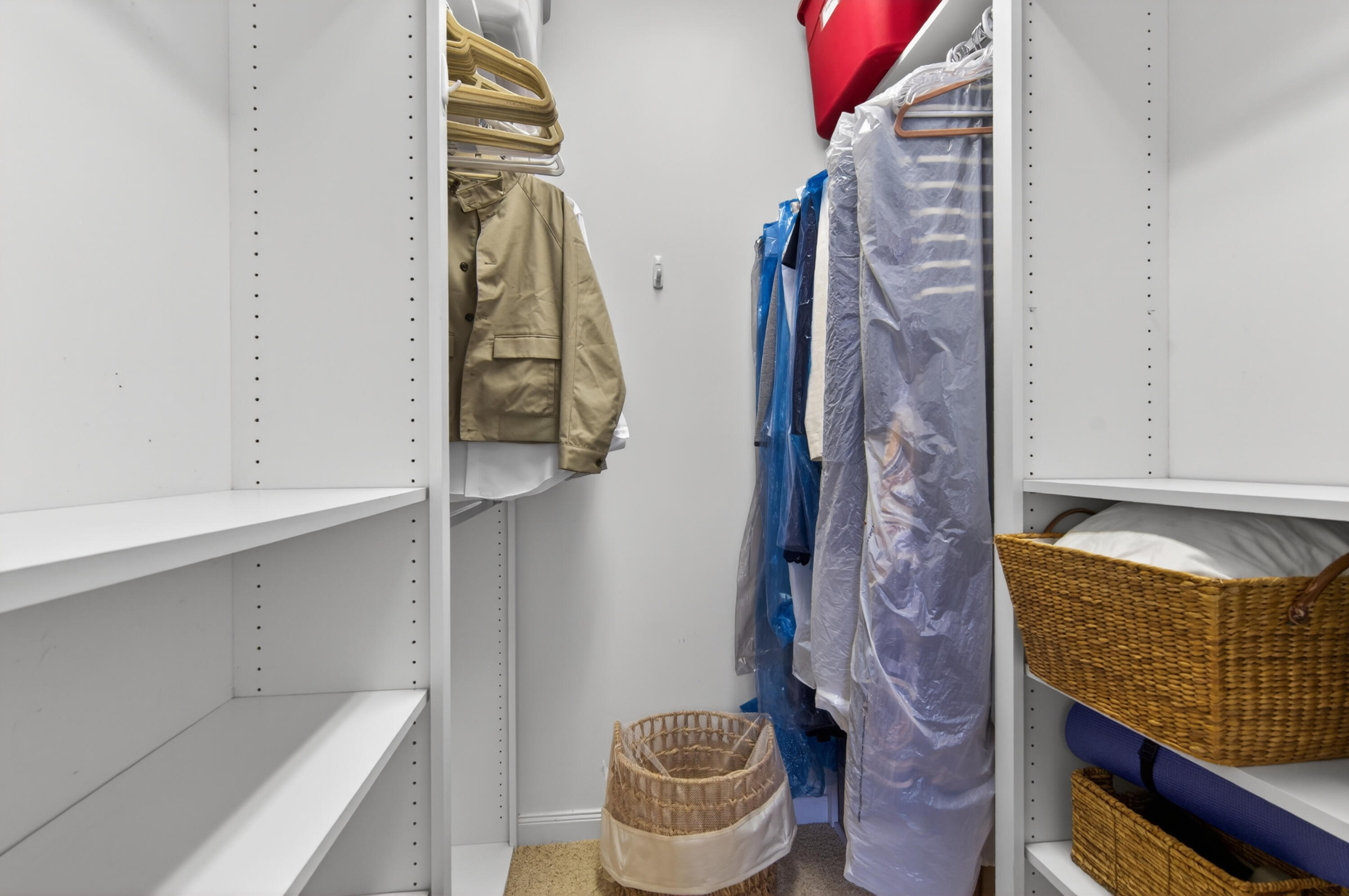 CATALINA LAKES - Residential