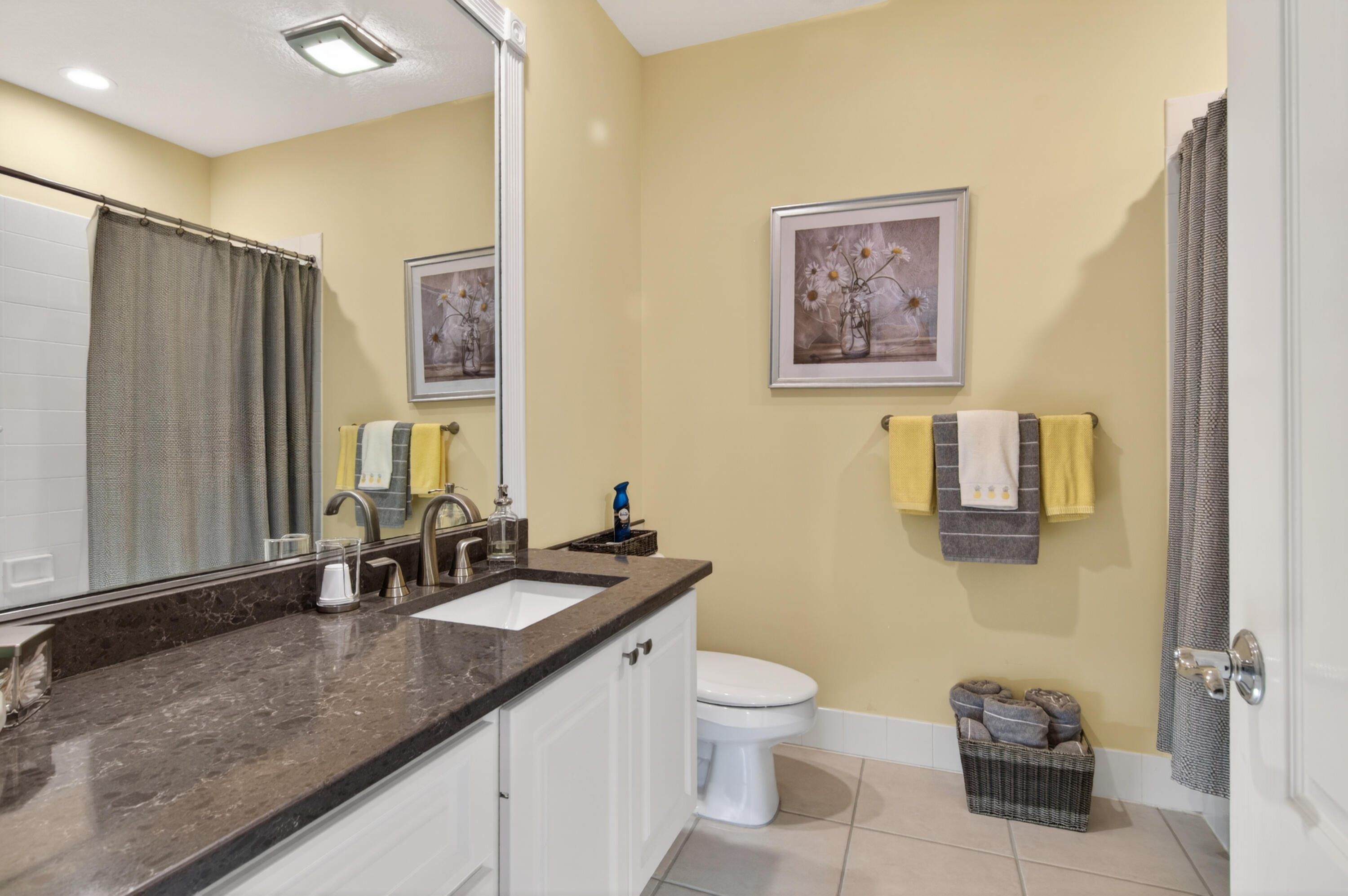 CATALINA LAKES - Residential