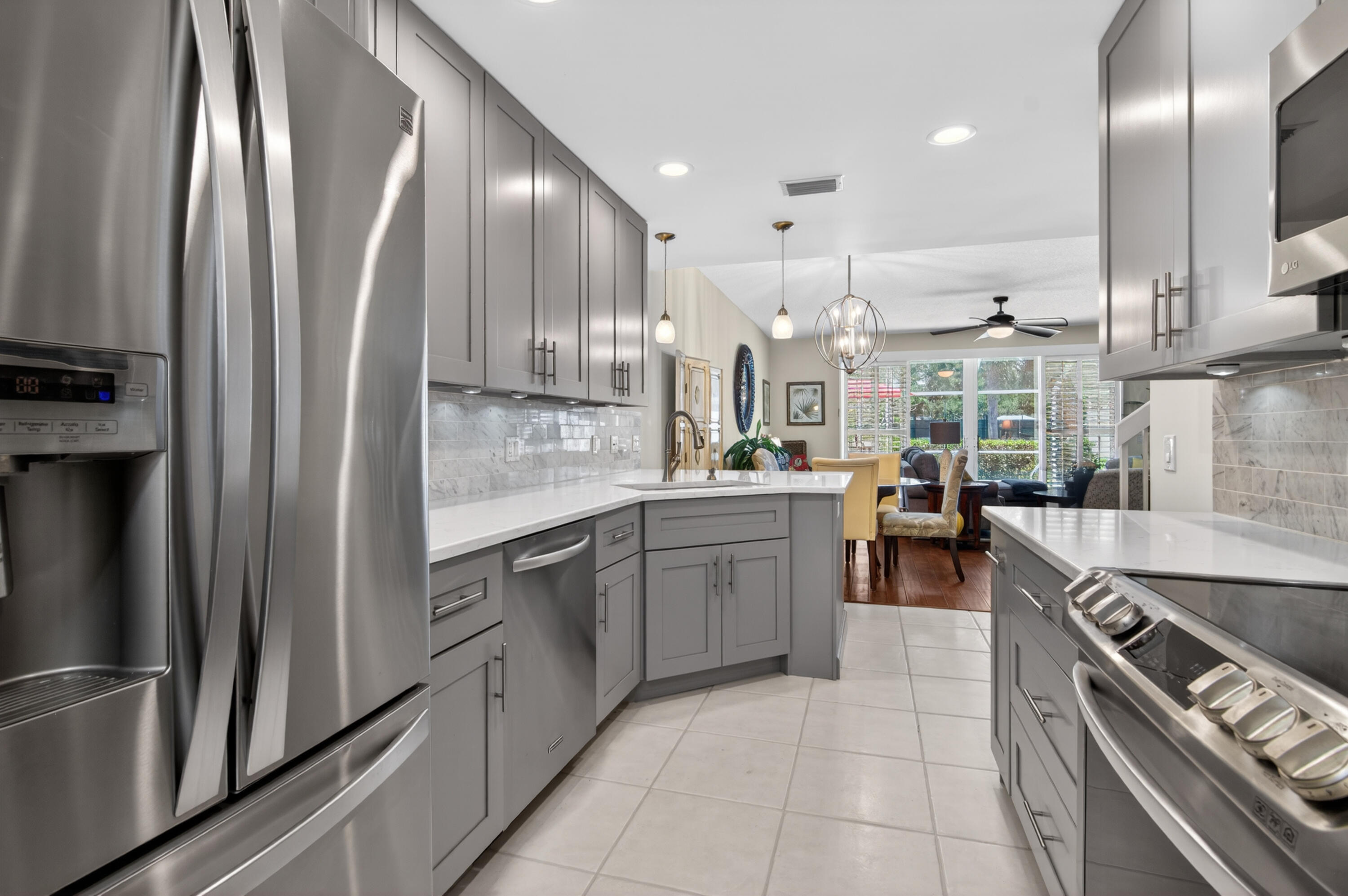 CATALINA LAKES - Residential