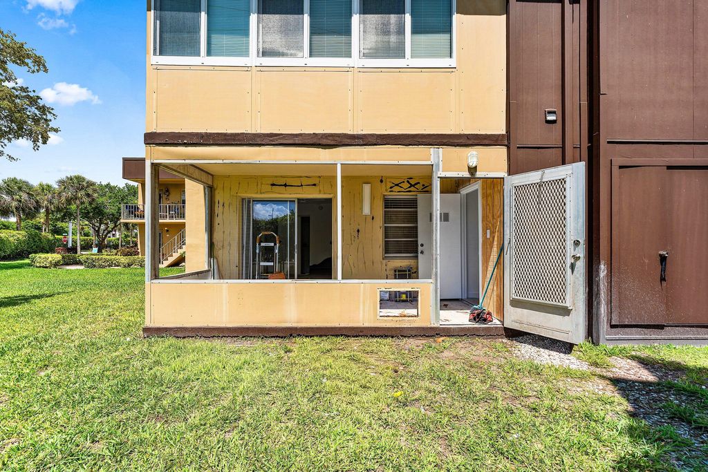 Photo of 790 Burgundy Q, Delray Beach, FL 33484 (MLS # B26029717)