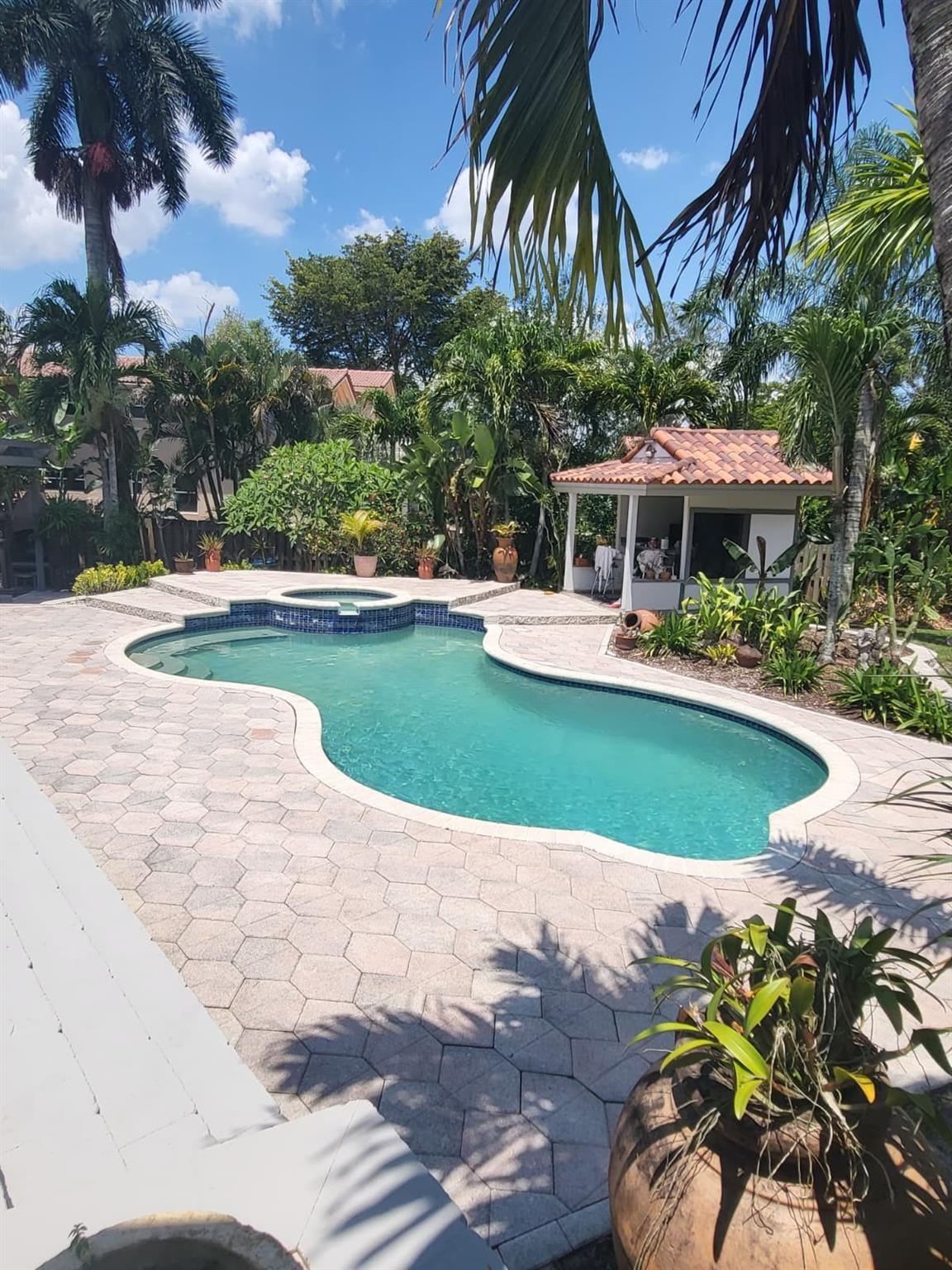 Davie Farmettes 72-10 B - Residential Lease