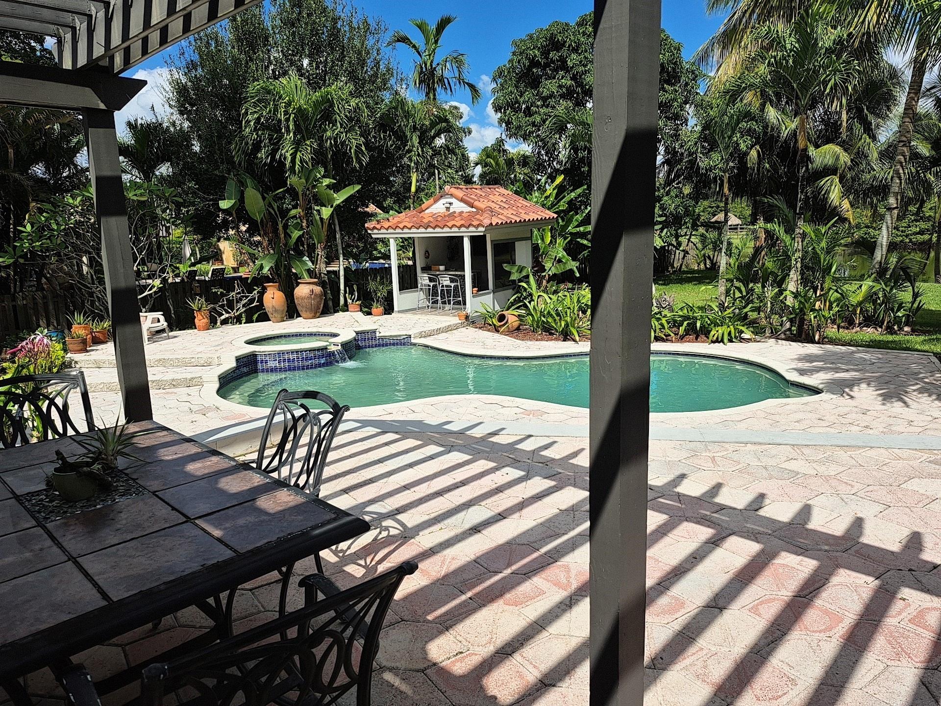 Davie Farmettes 72-10 B - Residential Lease