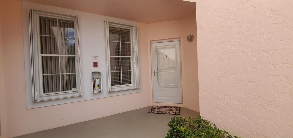 Photo of 601 Muirfield Court #G, Jupiter, FL 33458 (MLS # R11113717)