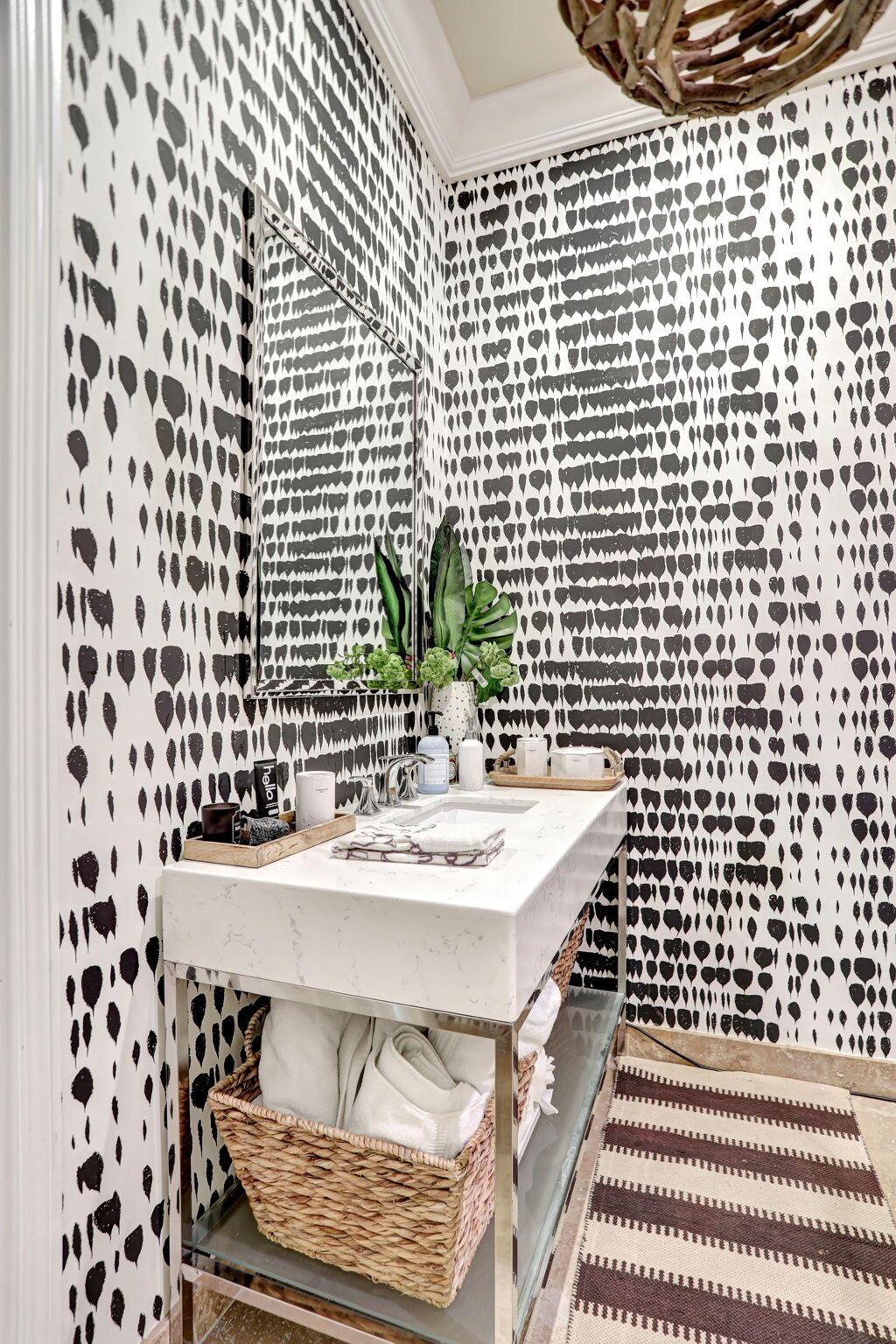 PINE TREE ESTATES - Residential