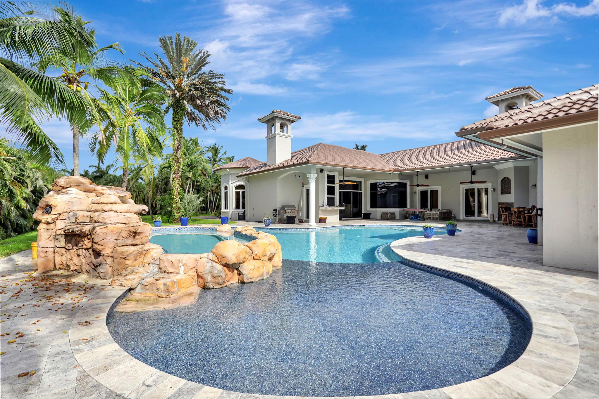 PINE TREE ESTATES - Residential