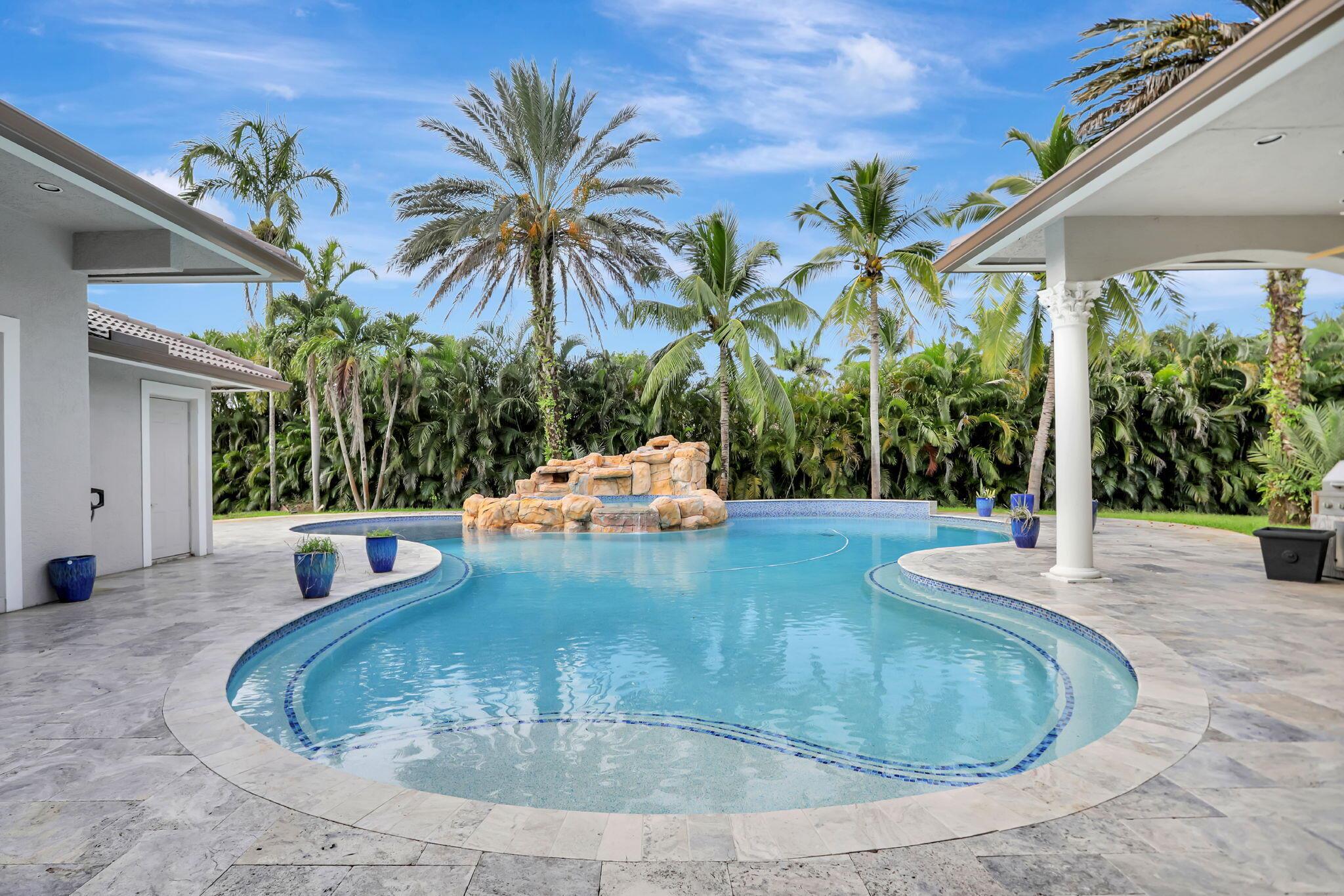 PINE TREE ESTATES - Residential