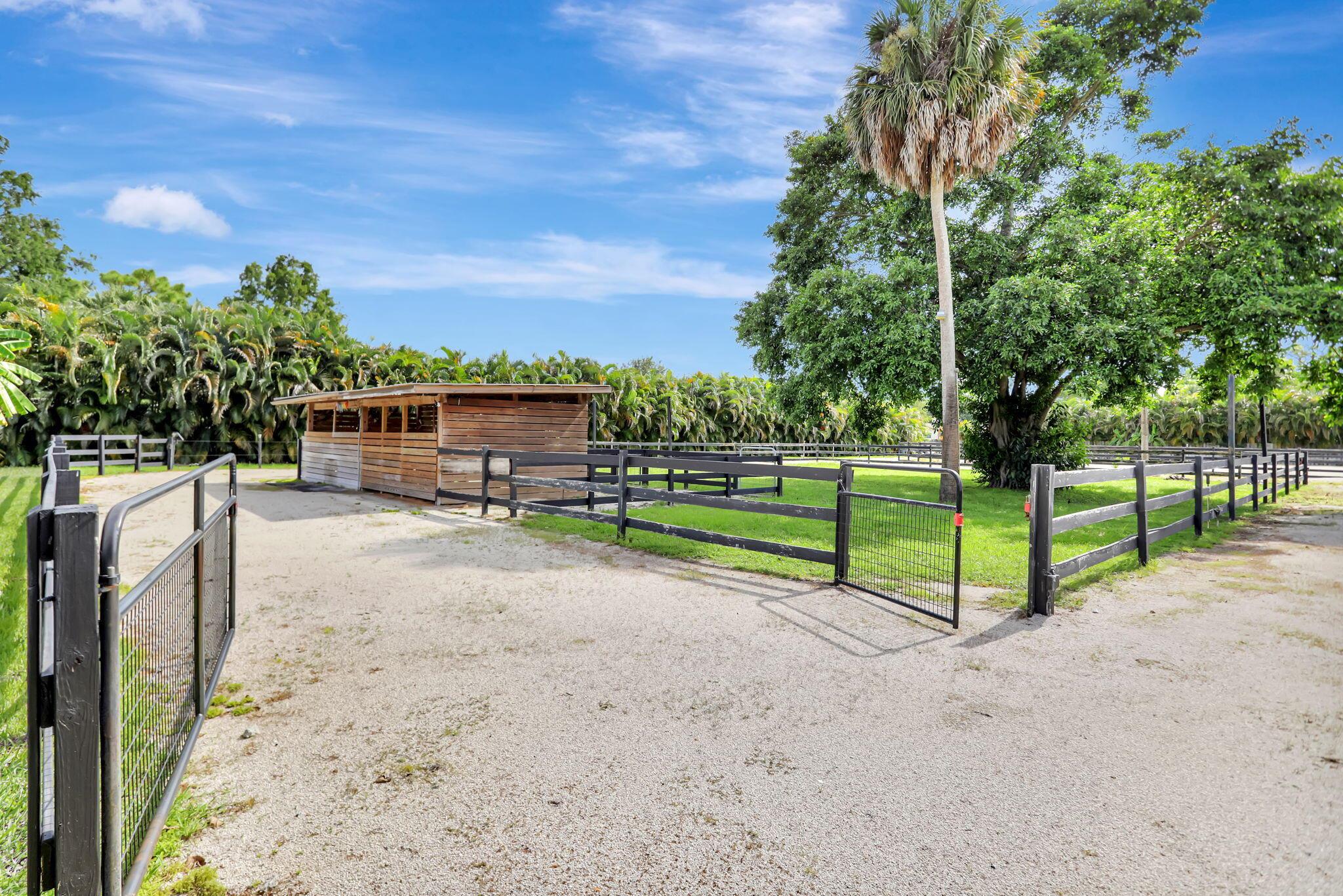 PINE TREE ESTATES - Residential