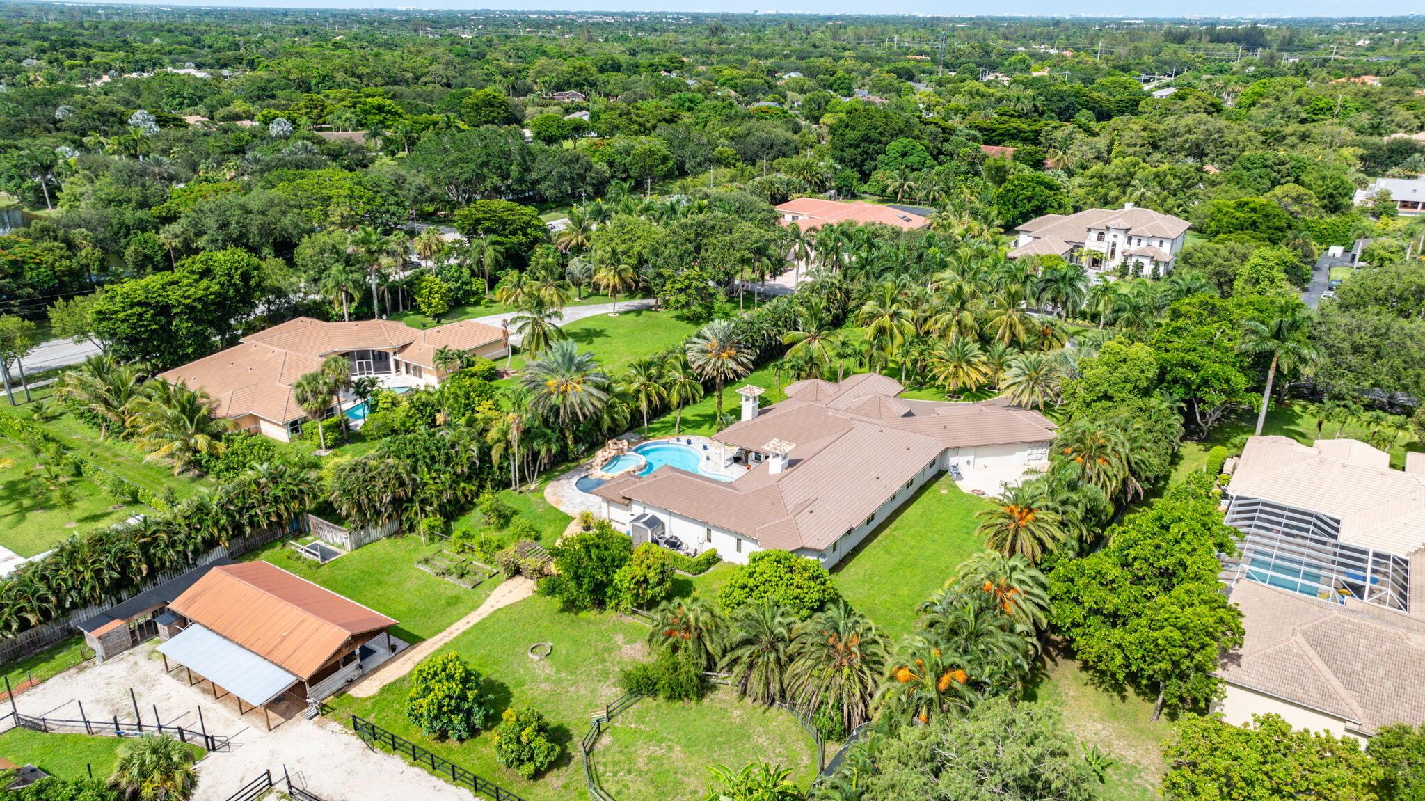 PINE TREE ESTATES - Residential