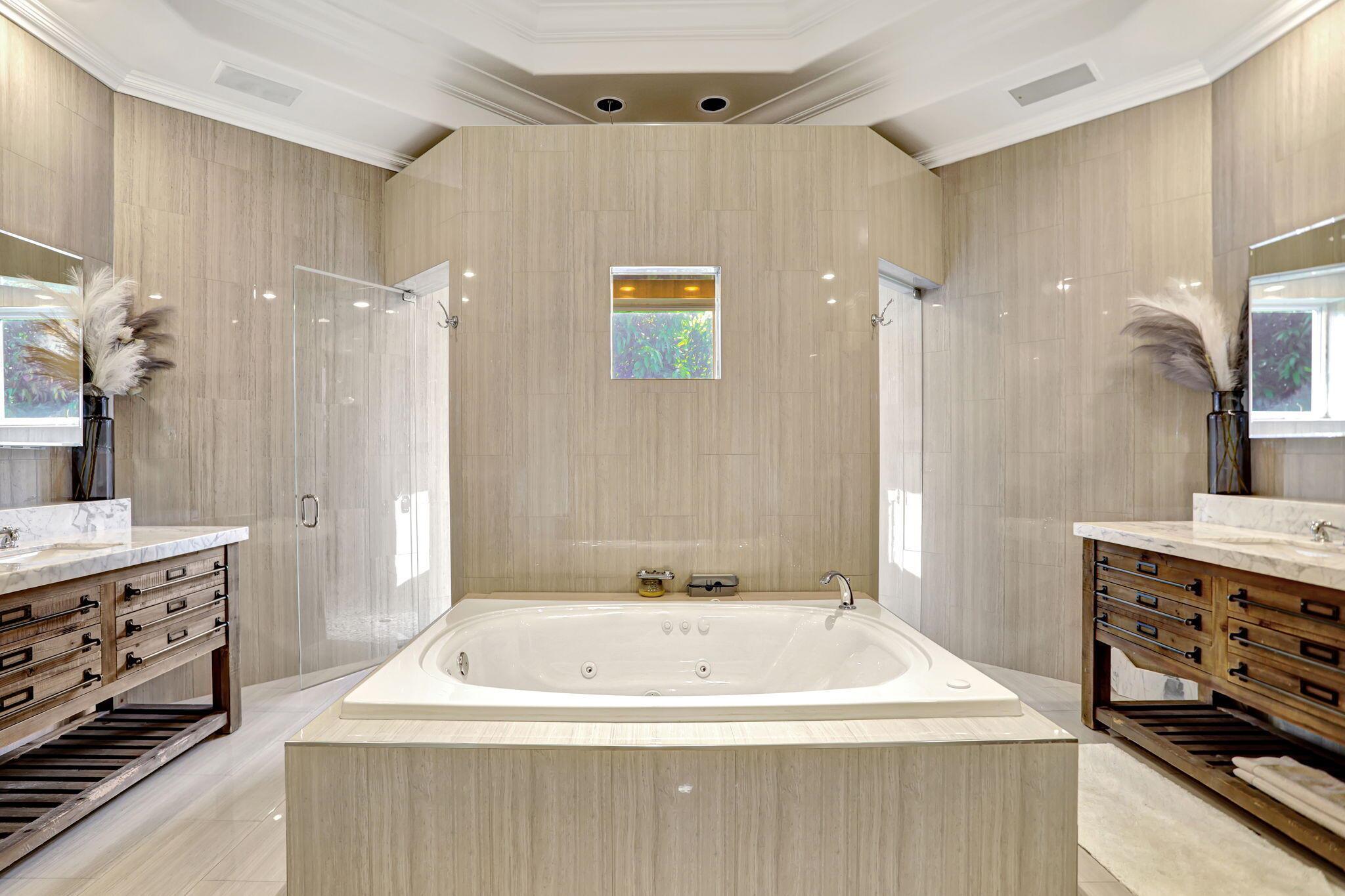 PINE TREE ESTATES - Residential