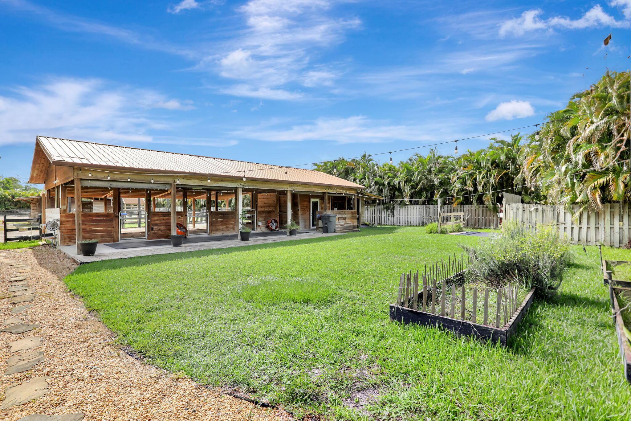 PINE TREE ESTATES - Residential