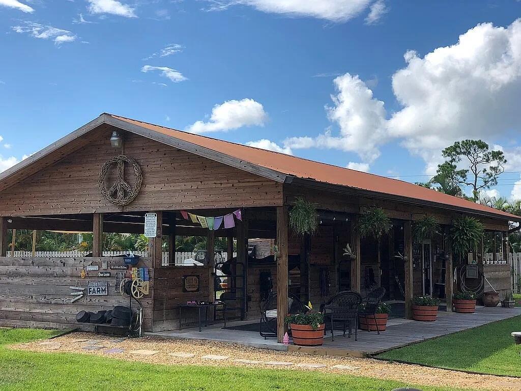 PINE TREE ESTATES - Residential