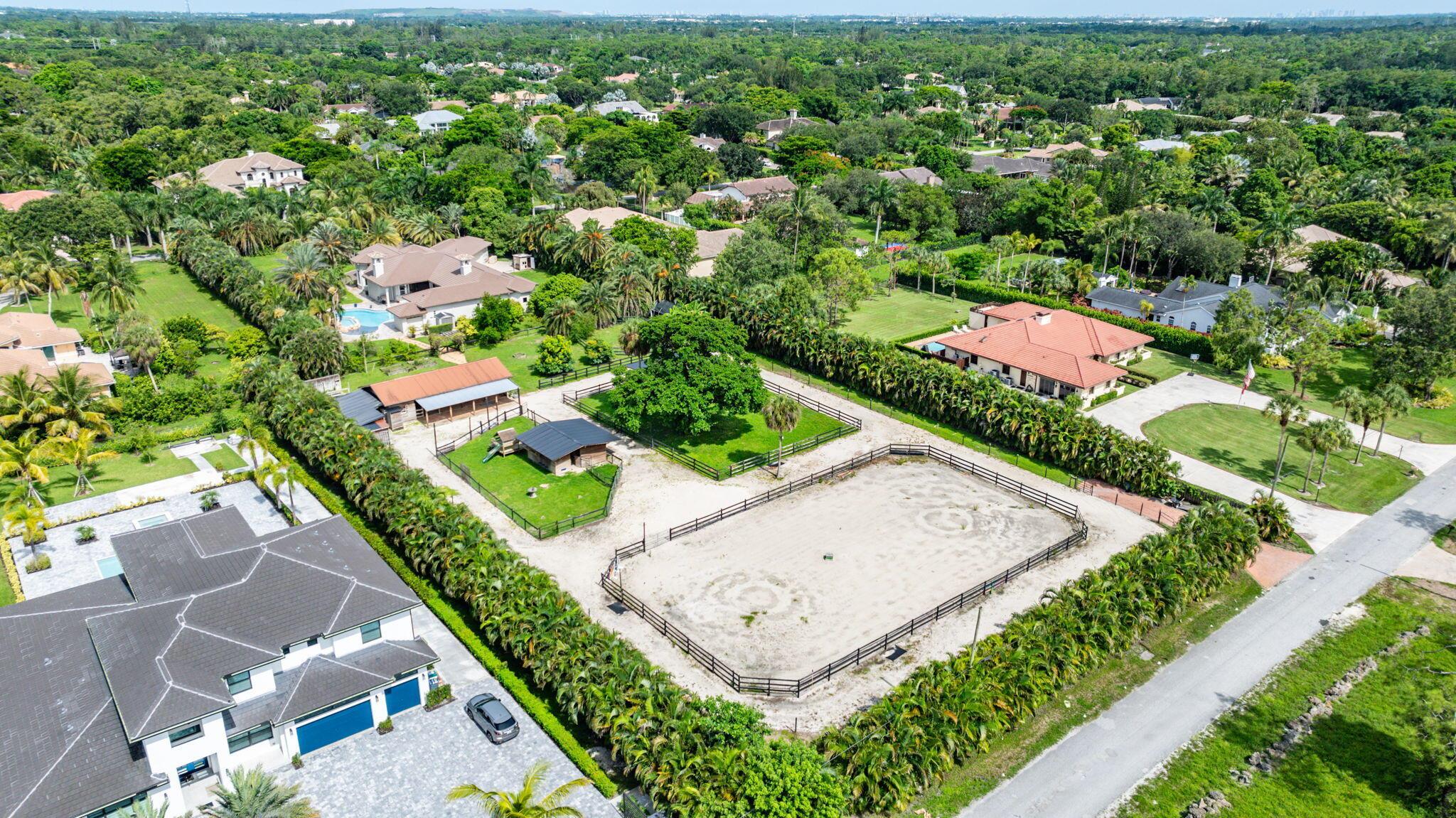 PINE TREE ESTATES - Residential