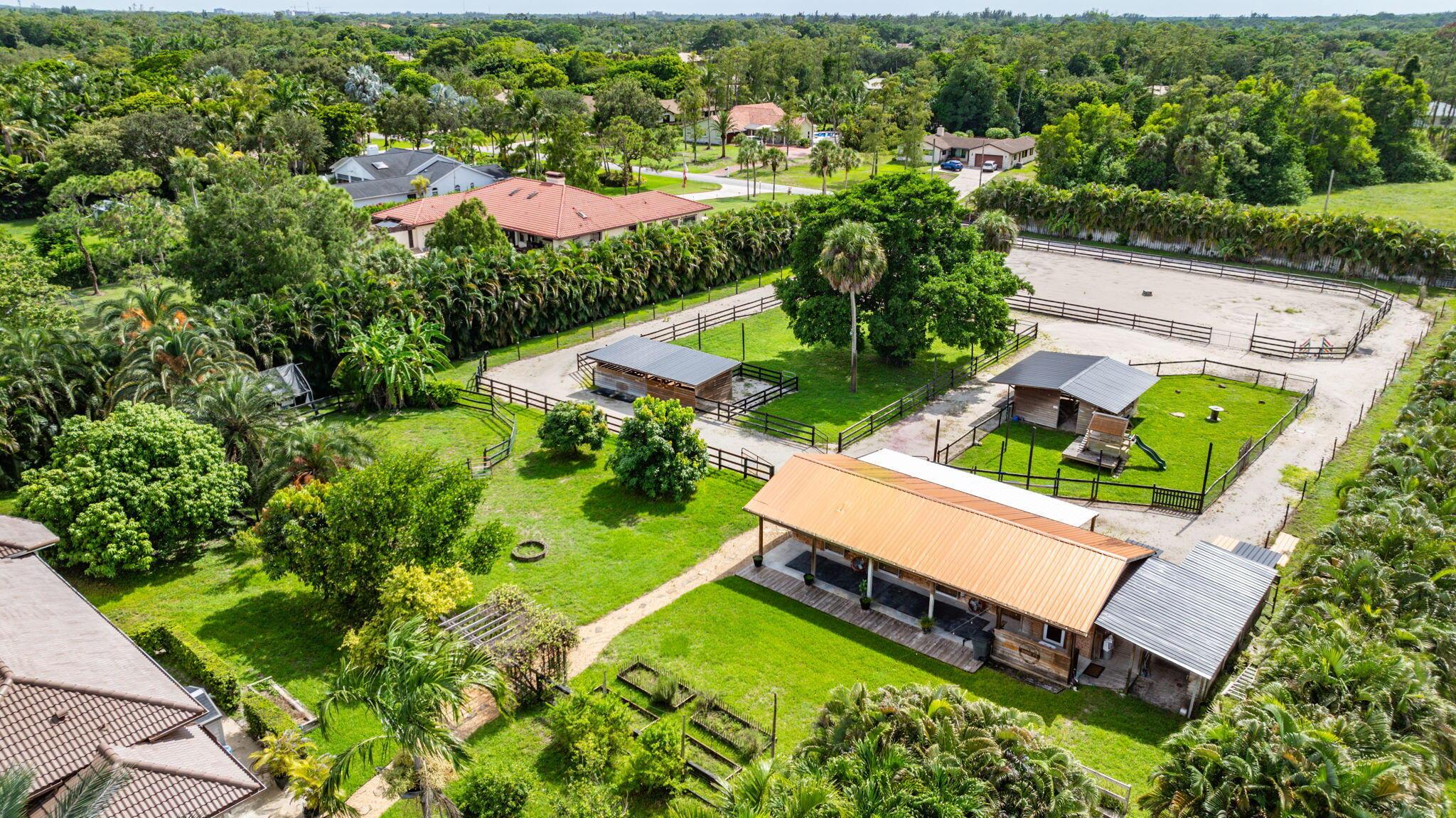 PINE TREE ESTATES - Residential