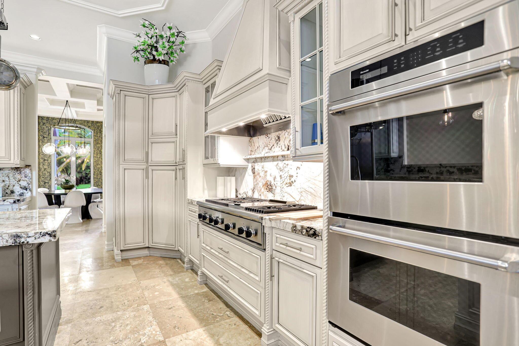 PINE TREE ESTATES - Residential