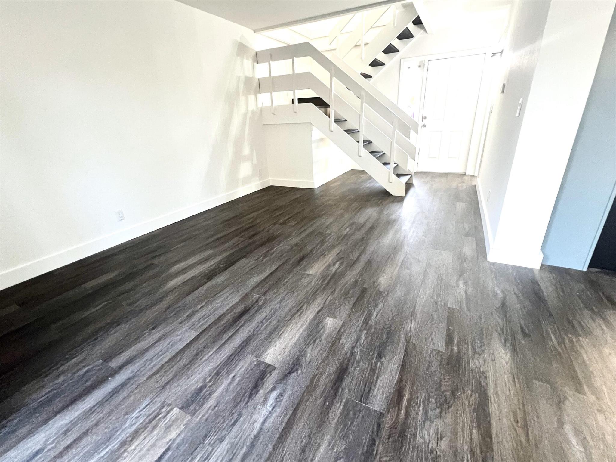 606 SW 1st Street