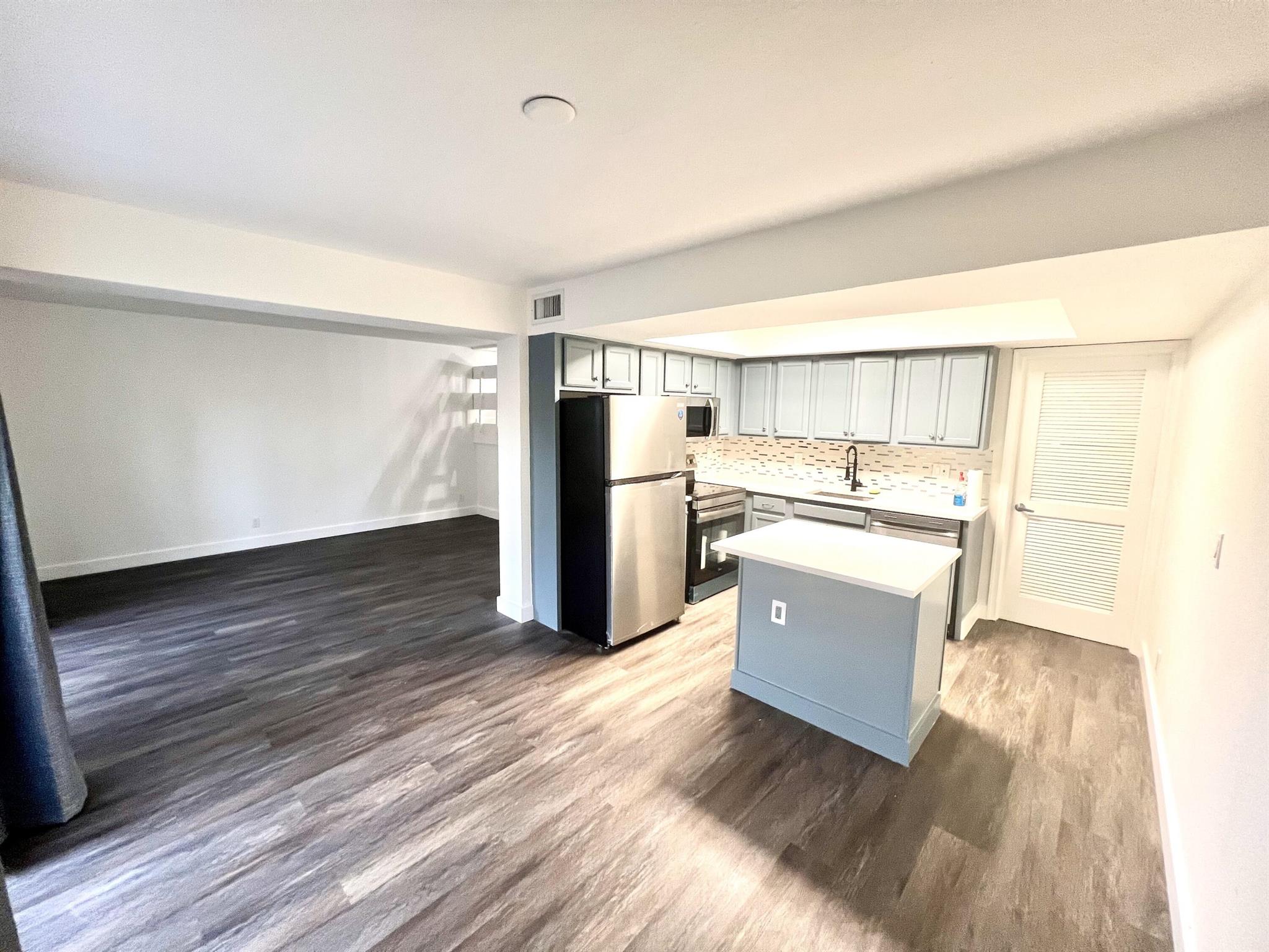 606 SW 1st Street