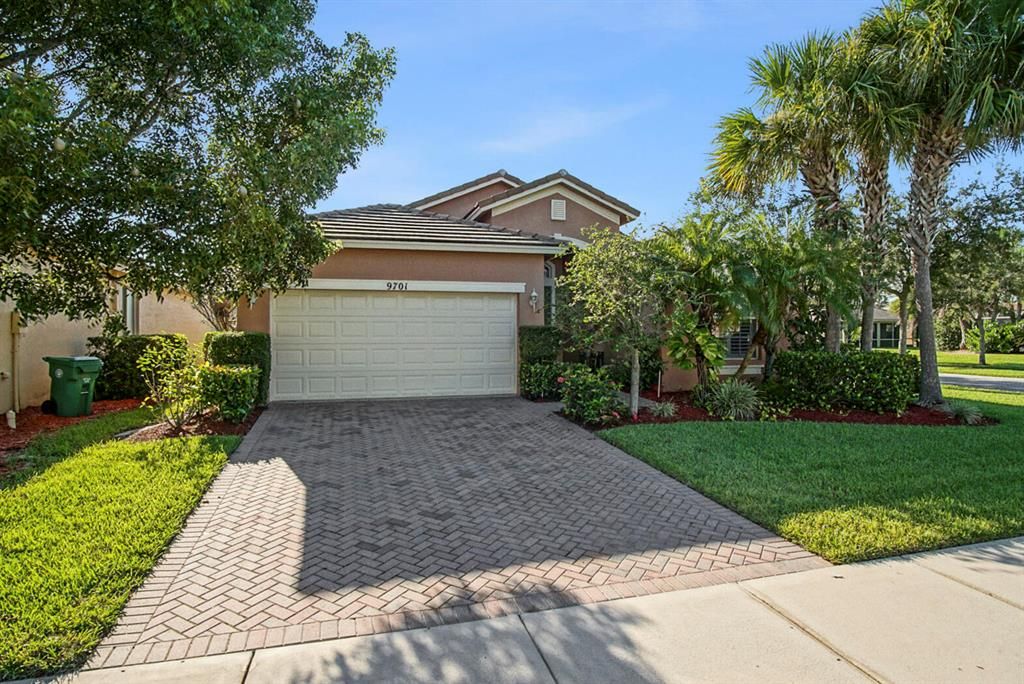 Photo of 9701 SW Glenbrook Drive, Port Saint Lucie, FL 34987 (MLS # R10746047)