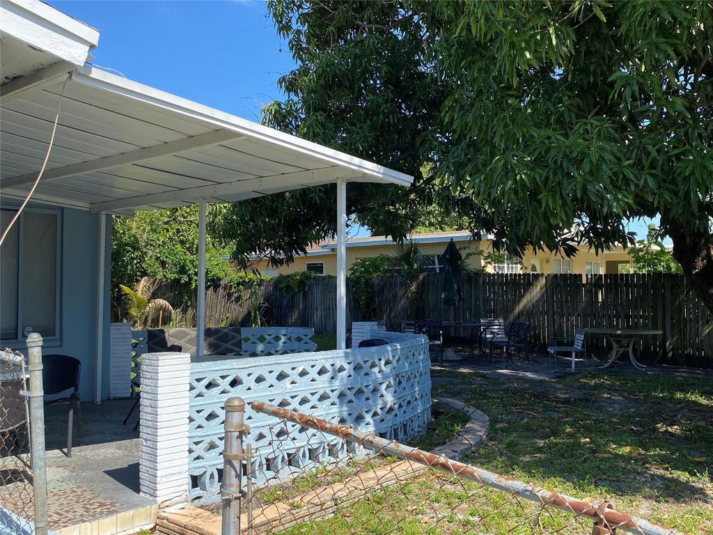 Photo of 2841 SW 6th Street, Fort Lauderdale, FL 33312 (MLS # F10512667)