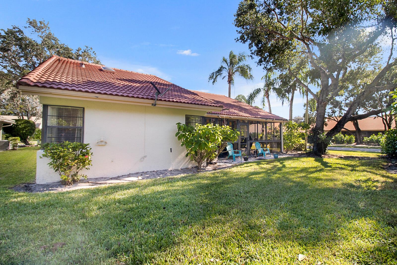 WINDWARD PALM BEACH - Residential