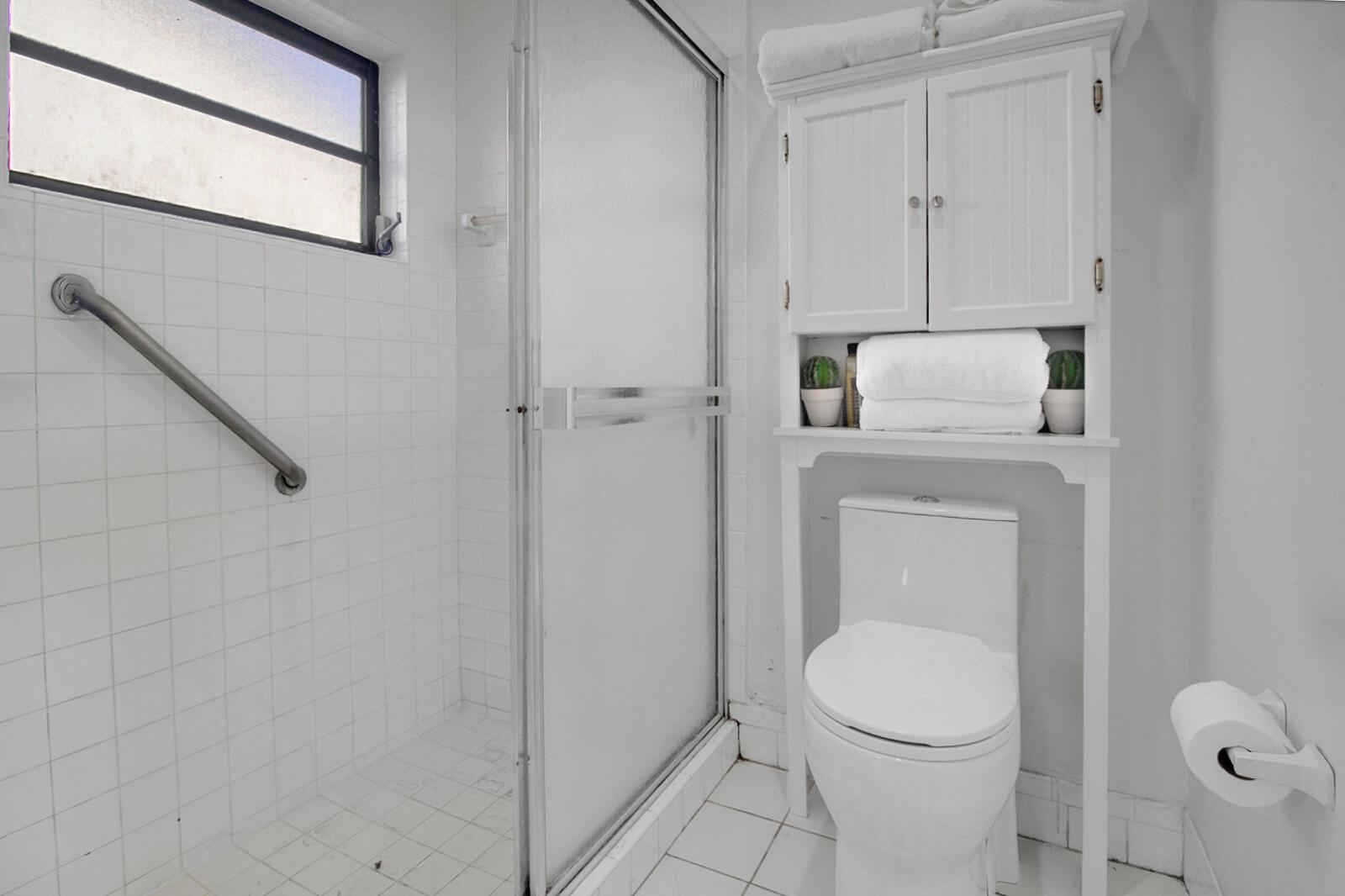 WINDWARD PALM BEACH - Residential