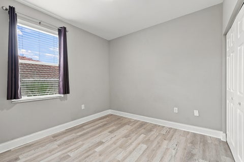 Tiny photo for 1115 PAPAYA Street, Hollywood, FL 33019 (MLS # B26080692)