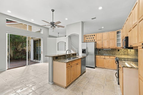 Tiny photo for 1115 PAPAYA Street, Hollywood, FL 33019 (MLS # B26080692)
