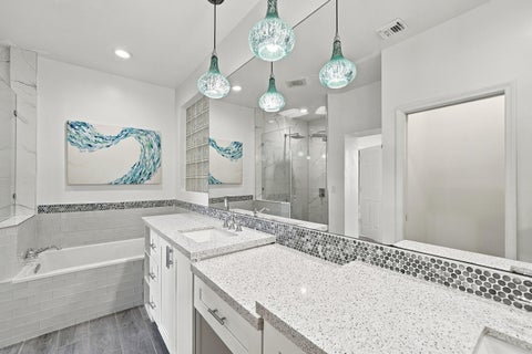 Tiny photo for 1115 PAPAYA Street, Hollywood, FL 33019 (MLS # B26080692)