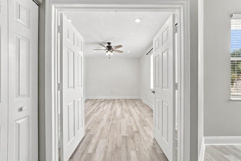 Tiny photo for 1115 PAPAYA Street, Hollywood, FL 33019 (MLS # B26080692)