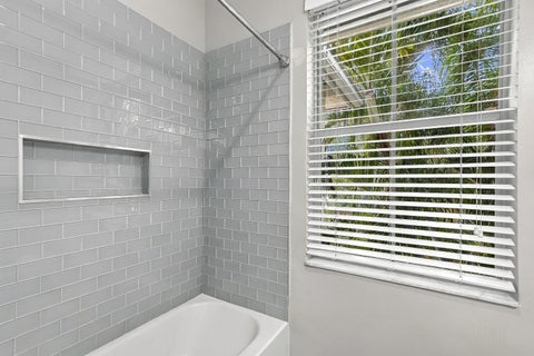 Tiny photo for 1115 PAPAYA Street, Hollywood, FL 33019 (MLS # B26080692)