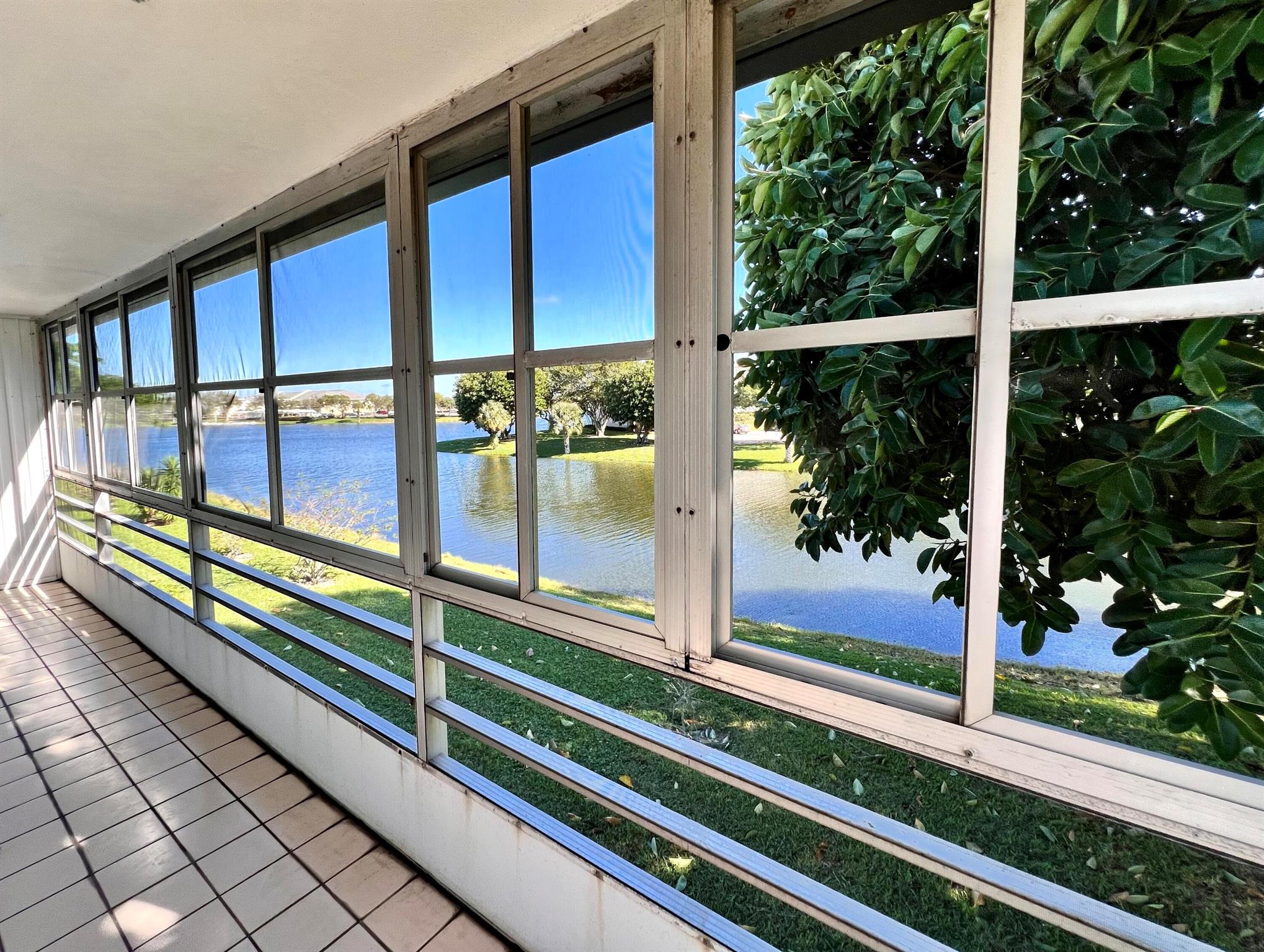 CENTURY VILLAGE - SOMERSET CONDOS - Residential