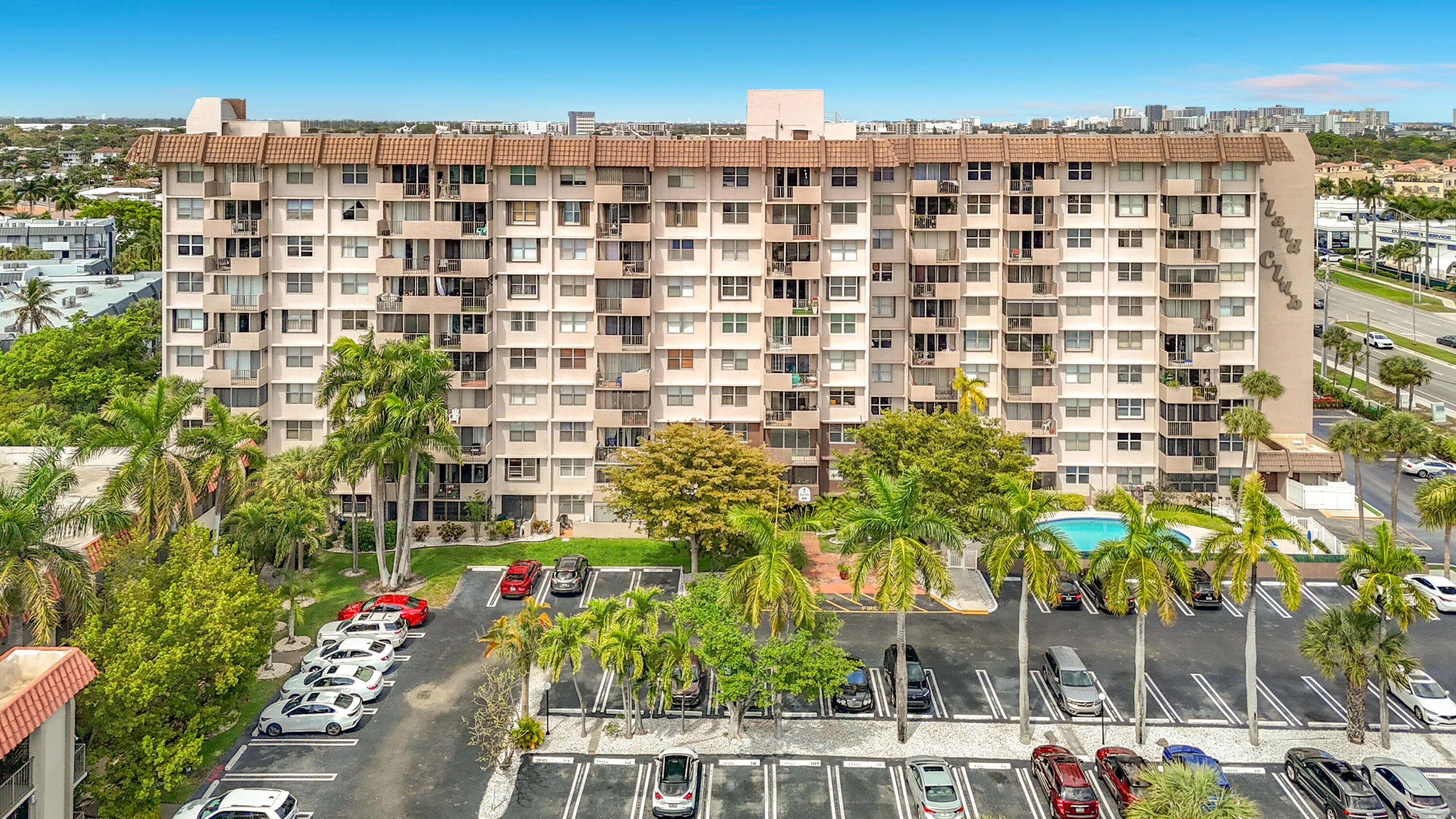 ISLAND CLUB TWO CONDO - Residential