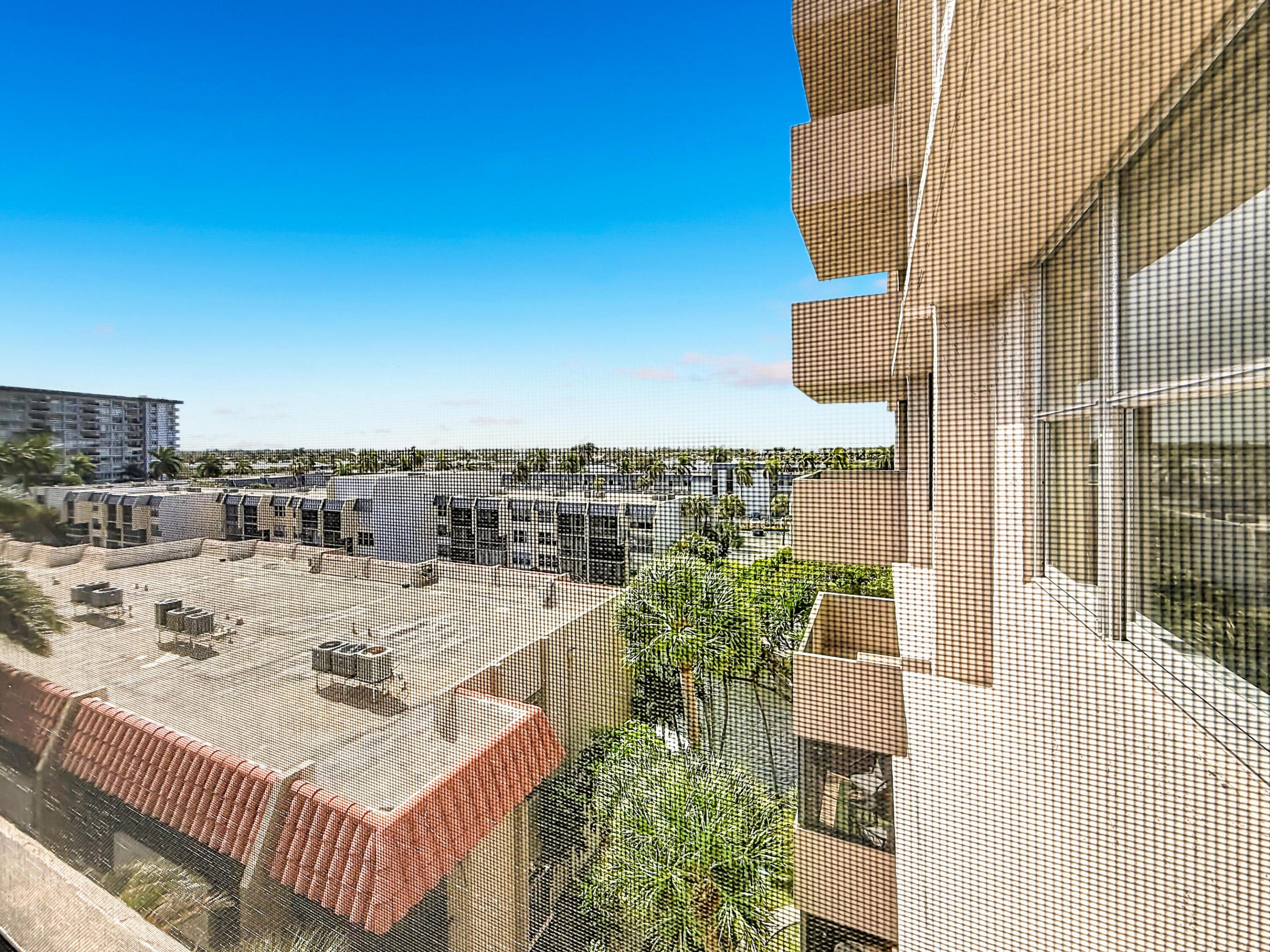 ISLAND CLUB TWO CONDO - Residential