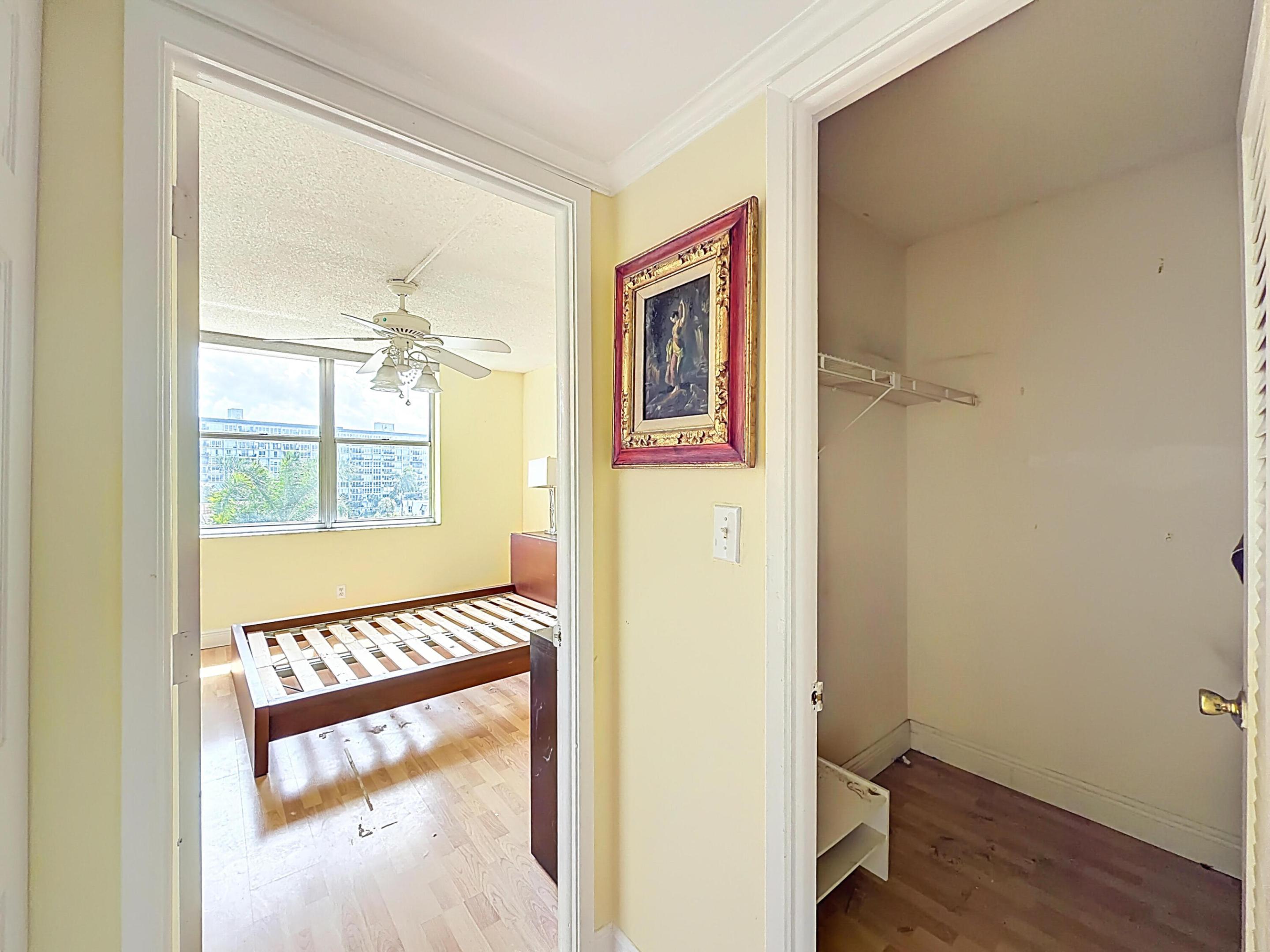 ISLAND CLUB TWO CONDO - Residential