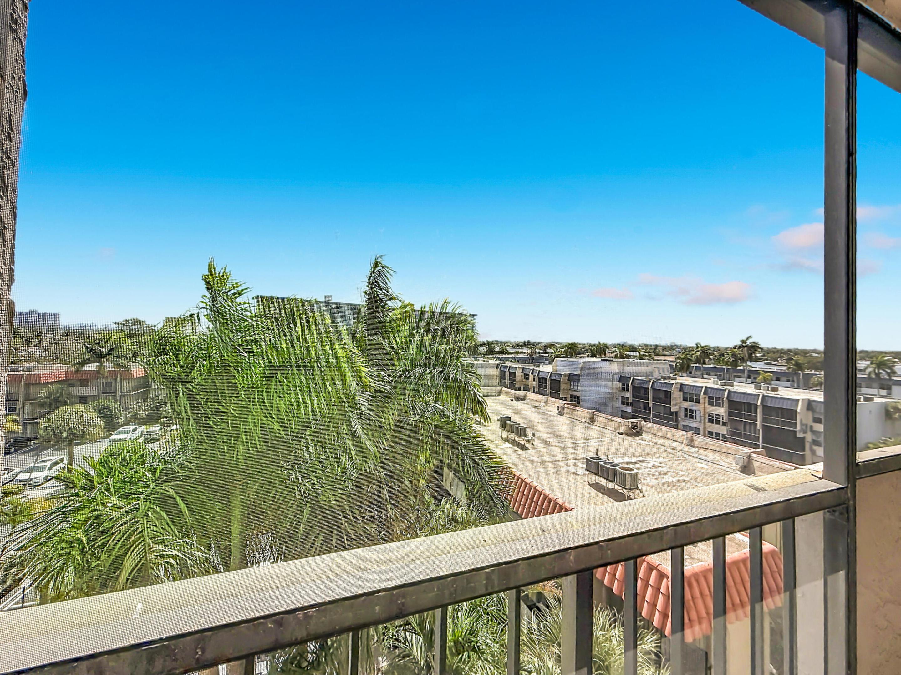 ISLAND CLUB TWO CONDO - Residential