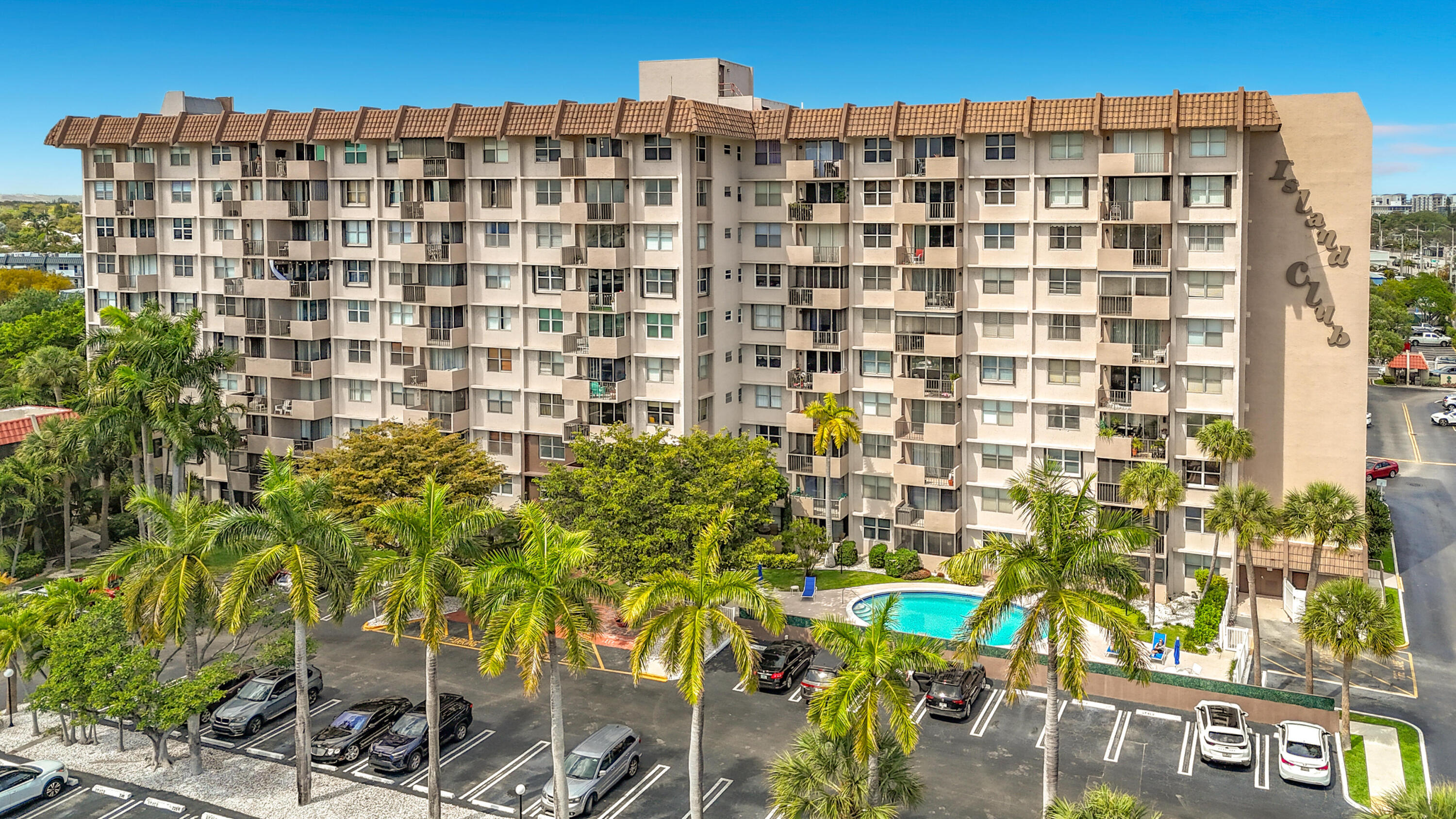 ISLAND CLUB TWO CONDO - Residential