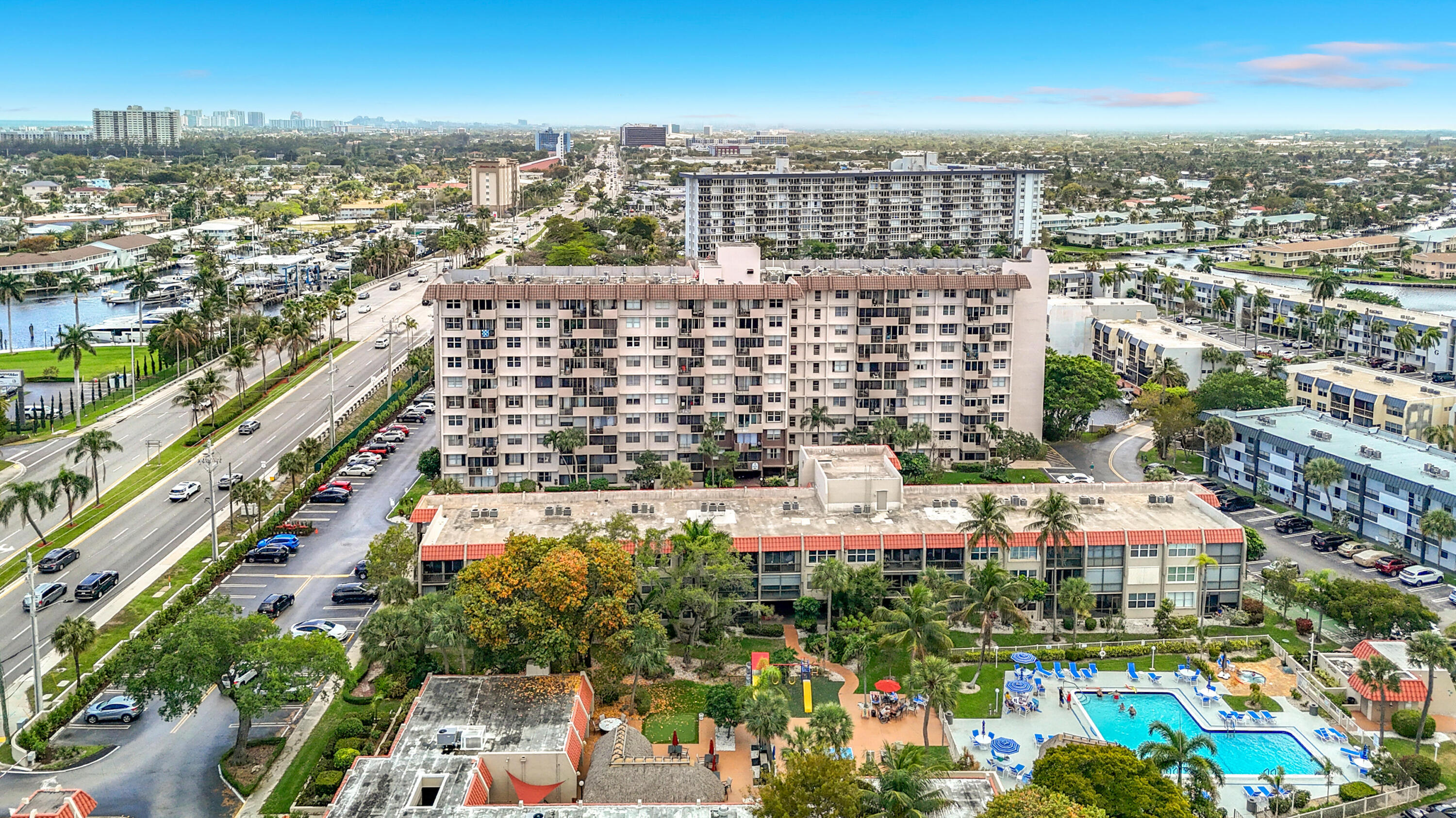 ISLAND CLUB TWO CONDO - Residential