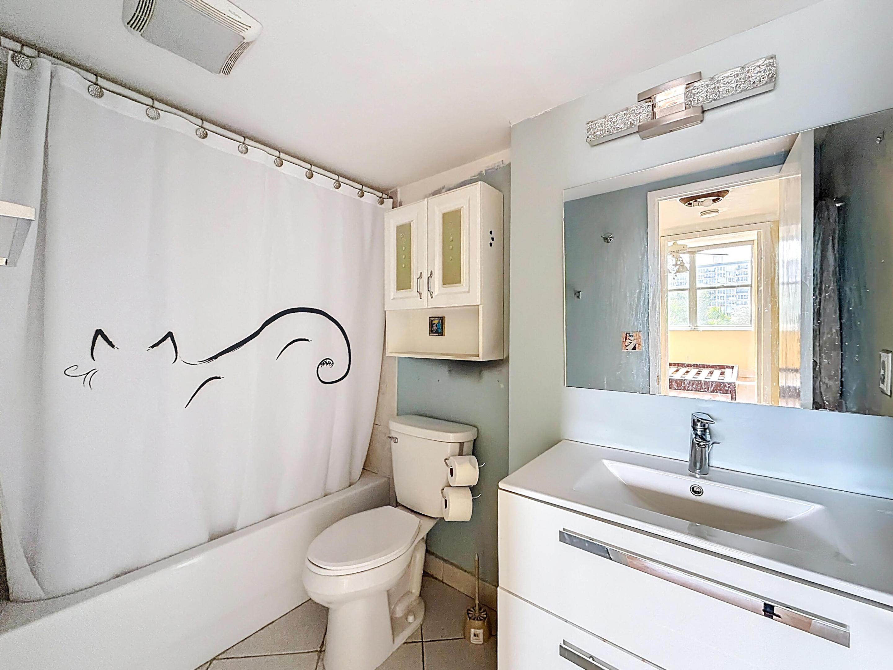 ISLAND CLUB TWO CONDO - Residential