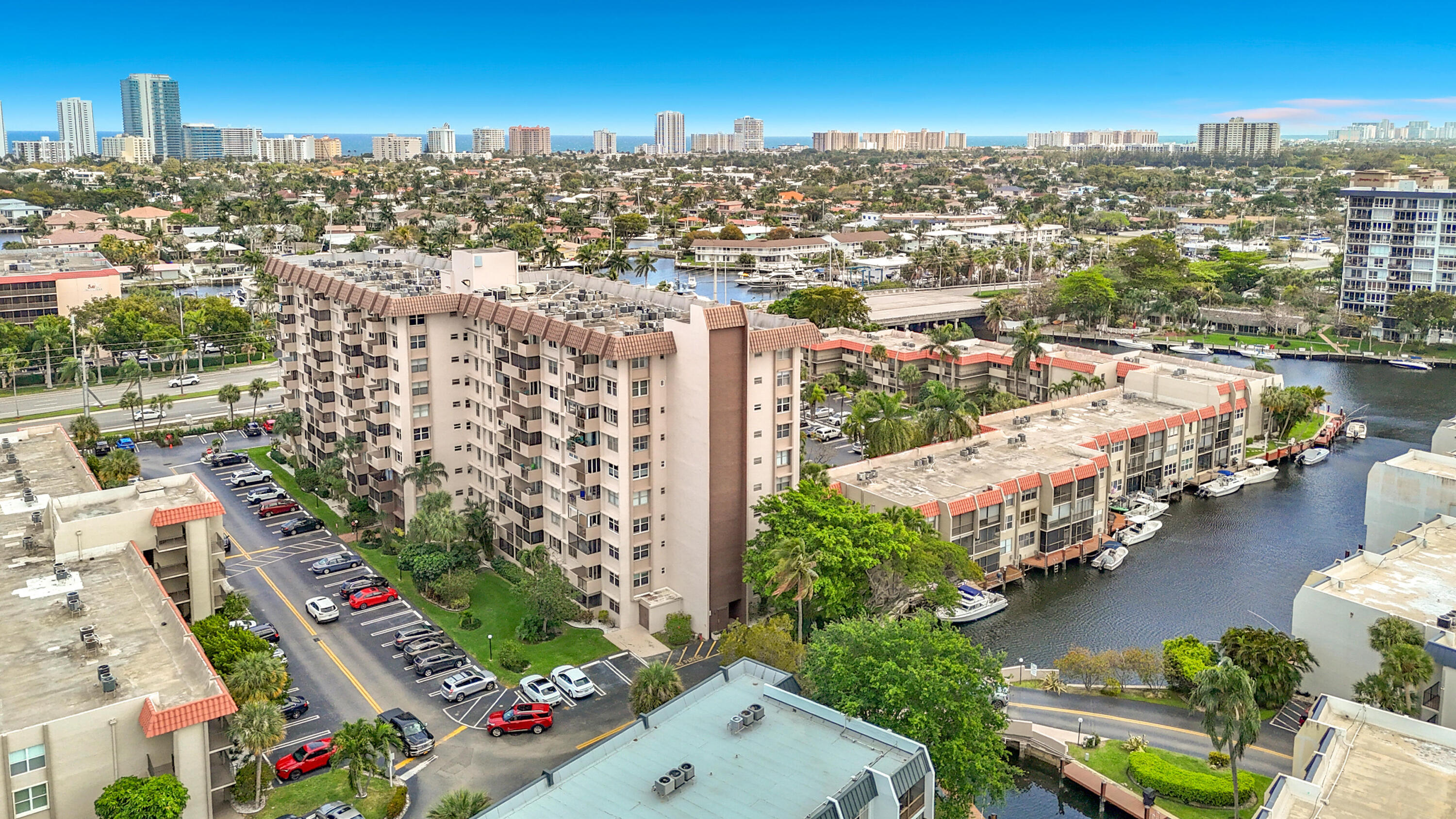 ISLAND CLUB TWO CONDO - Residential