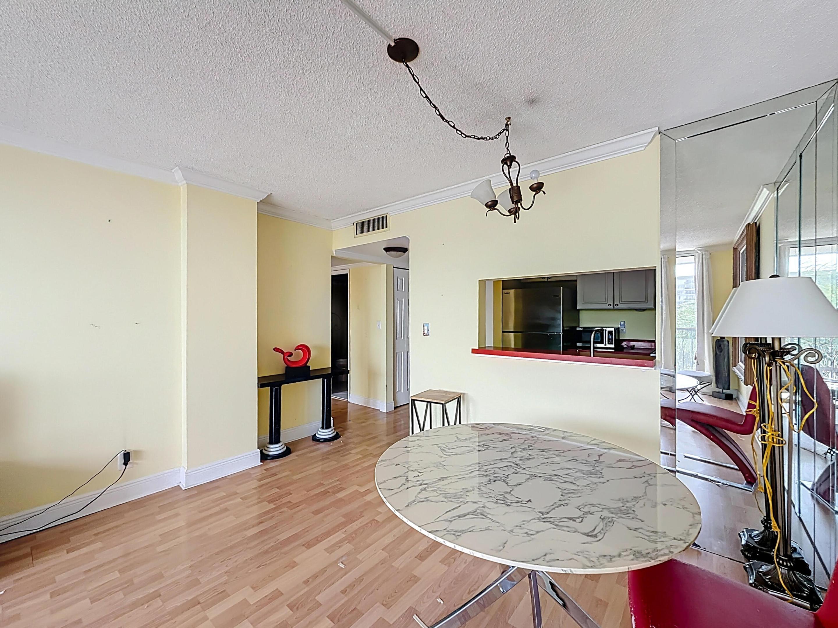 ISLAND CLUB TWO CONDO - Residential