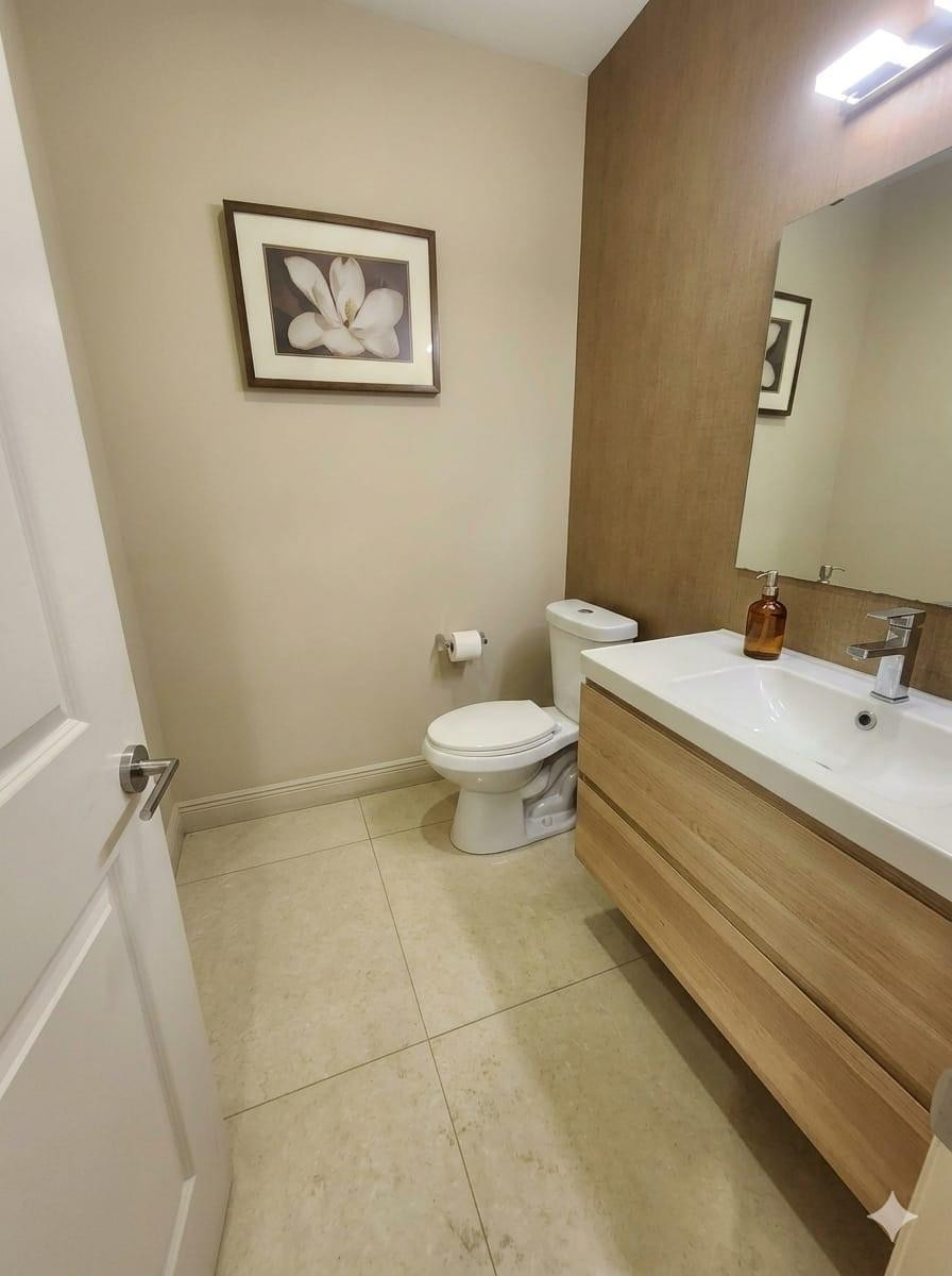 HENDRICKS HEIGHTS - Residential