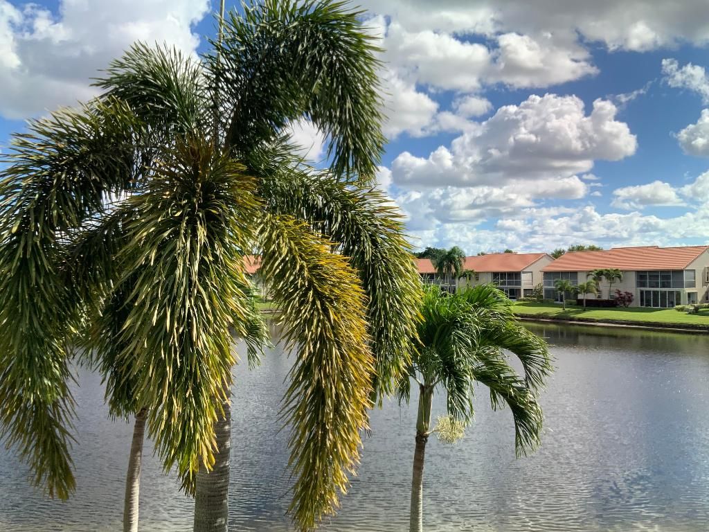 Photo of 14356 Emerald Lake Drive #3, Delray Beach, FL 33446 (MLS # R11141227)
