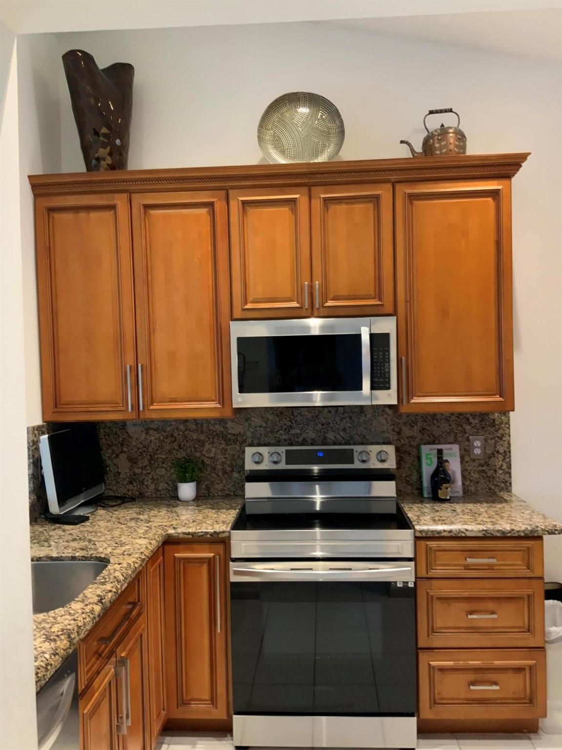 EMERALD POINTE CONDO - Residential