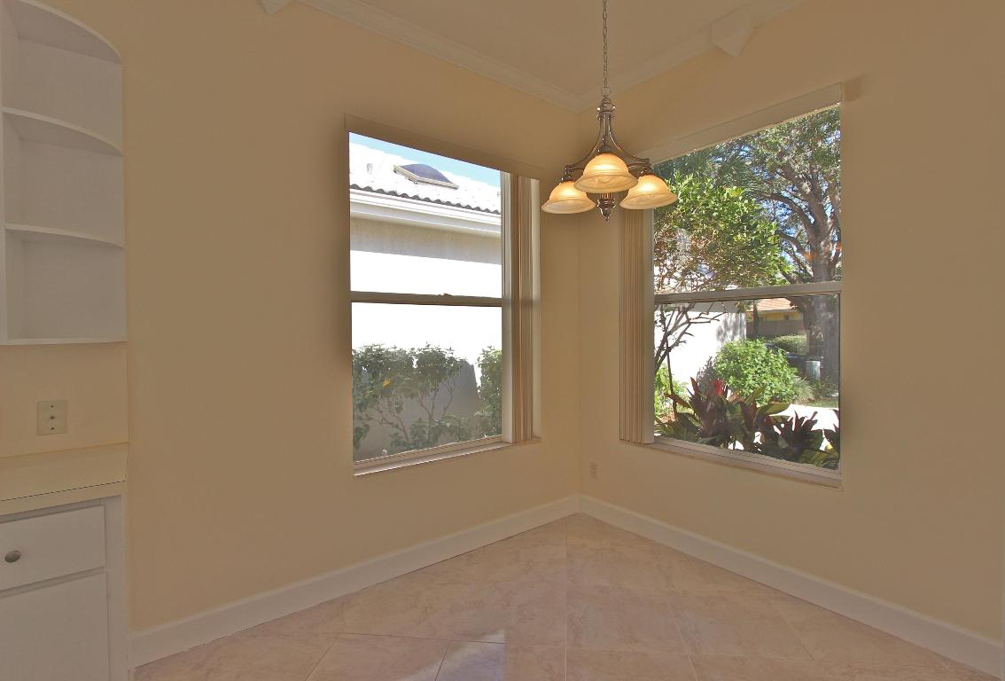 Hamptons At Maplewood - Residential Lease