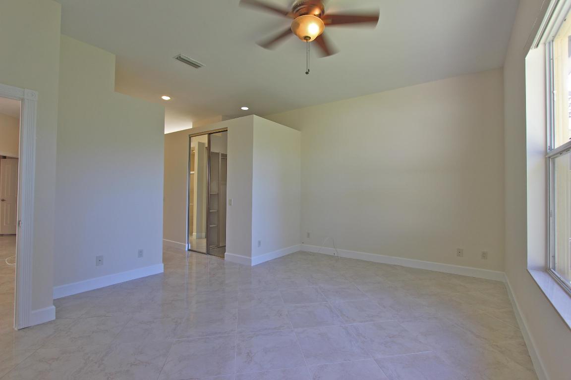 Hamptons At Maplewood - Residential Lease