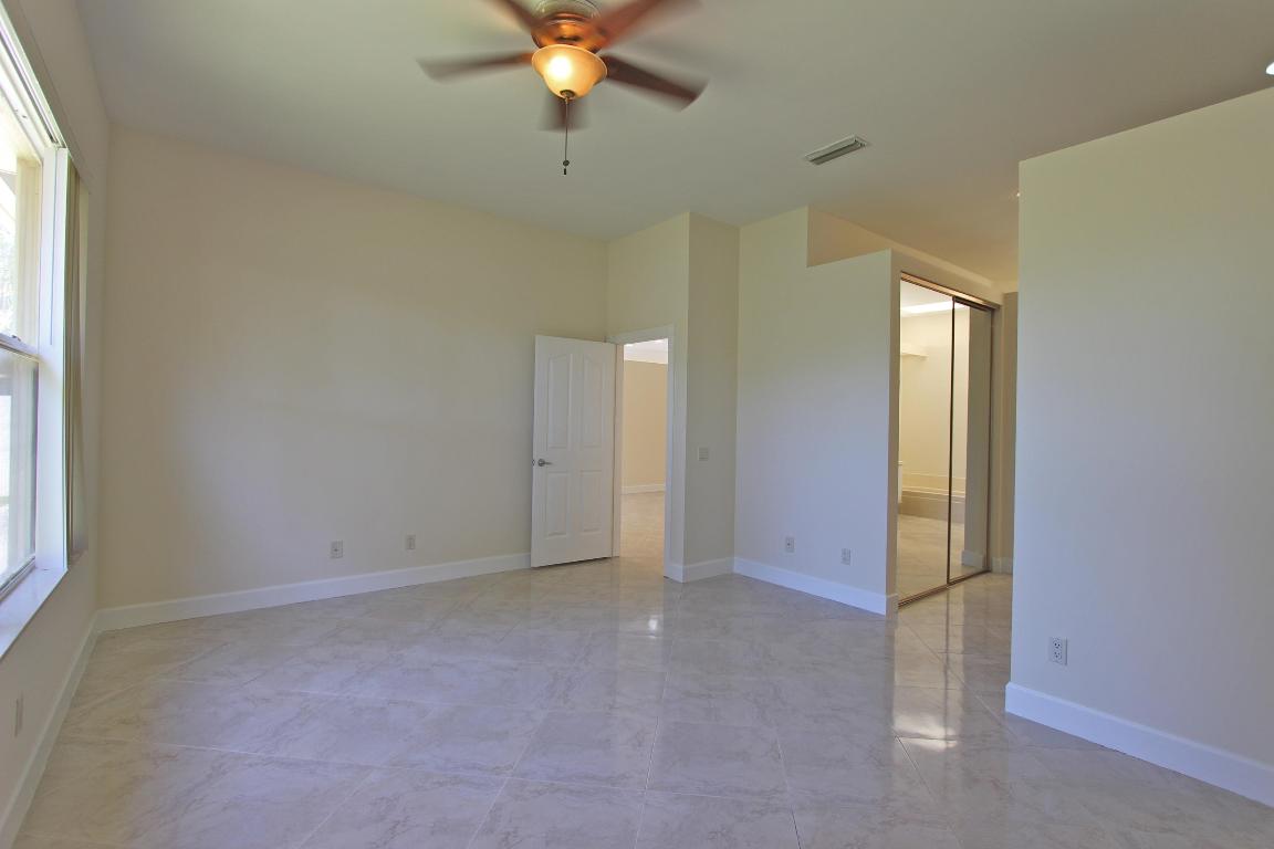 Hamptons At Maplewood - Residential Lease