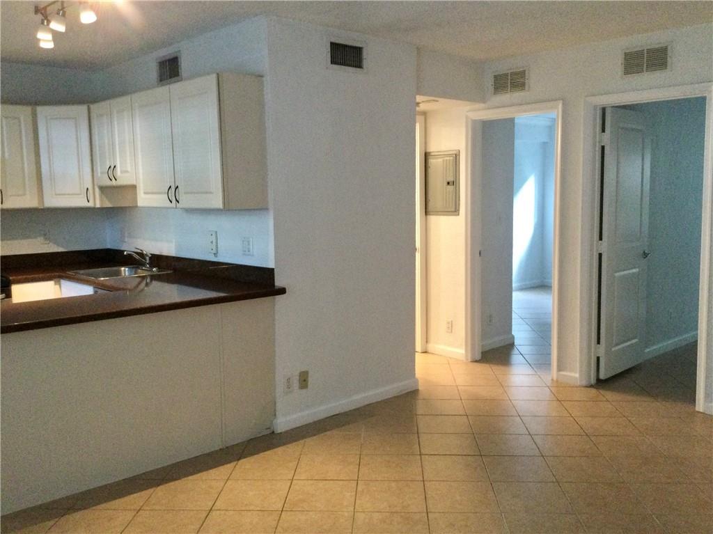 The Grove At Wilton Manor - Residential Lease