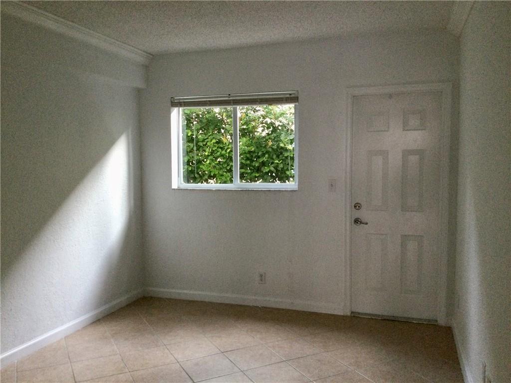The Grove At Wilton Manor - Residential Lease