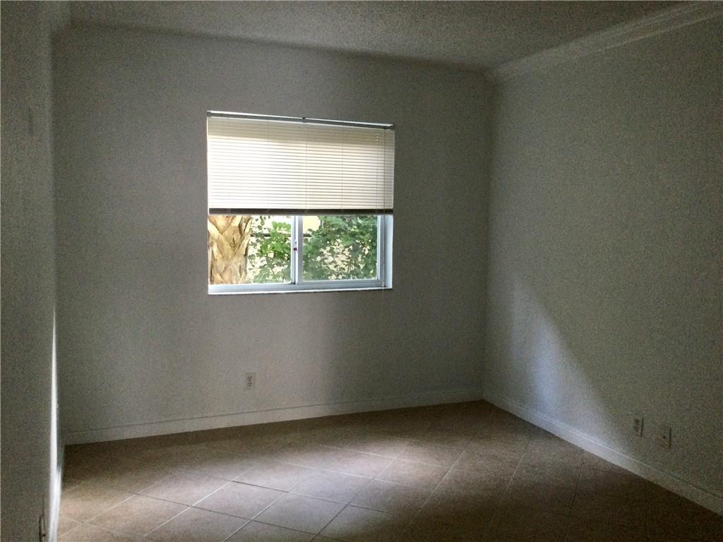 The Grove At Wilton Manor - Residential Lease